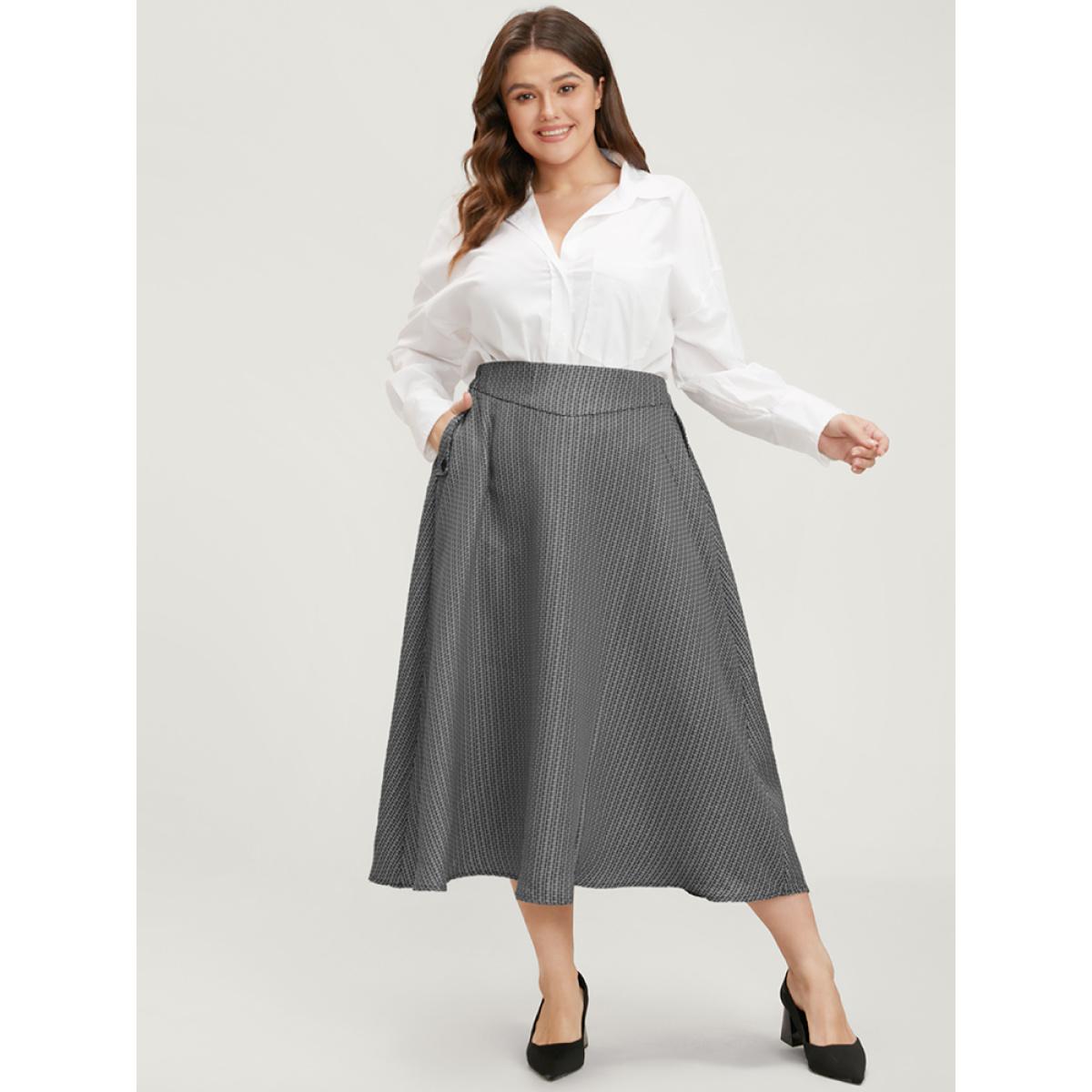 Plus Size Contrast Button Detail Elastic Waist Pocket Tweed Skirt Women Black Office Elastic Waist No stretch Pocket Work Skirts BloomChic 18-20/2X Product Image