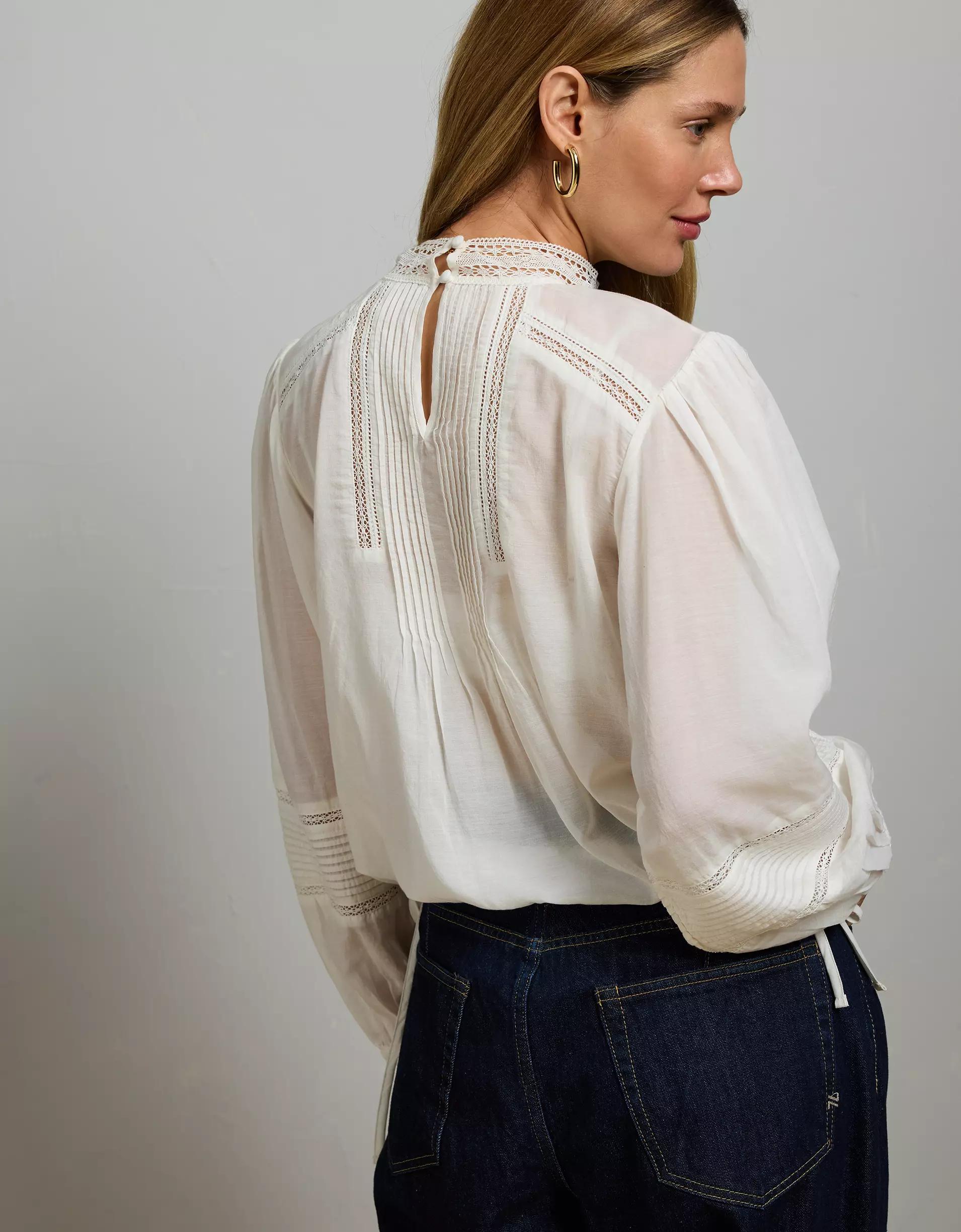 AE77 Premium Lace Peasant Blouse Product Image