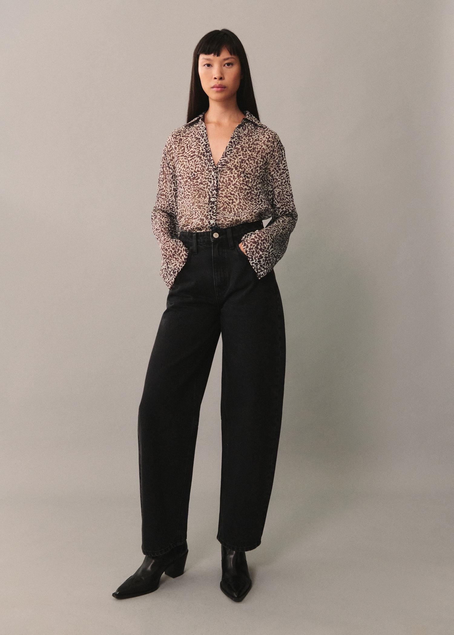 Fluid leopard-print shirt - Women | MANGO USA Product Image