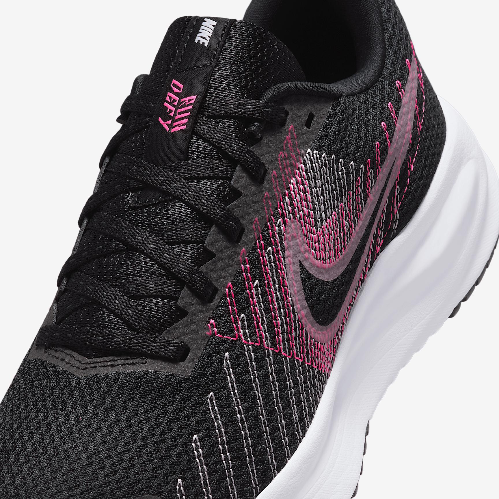 Nike Women's Run Defy Road Running Shoes Product Image