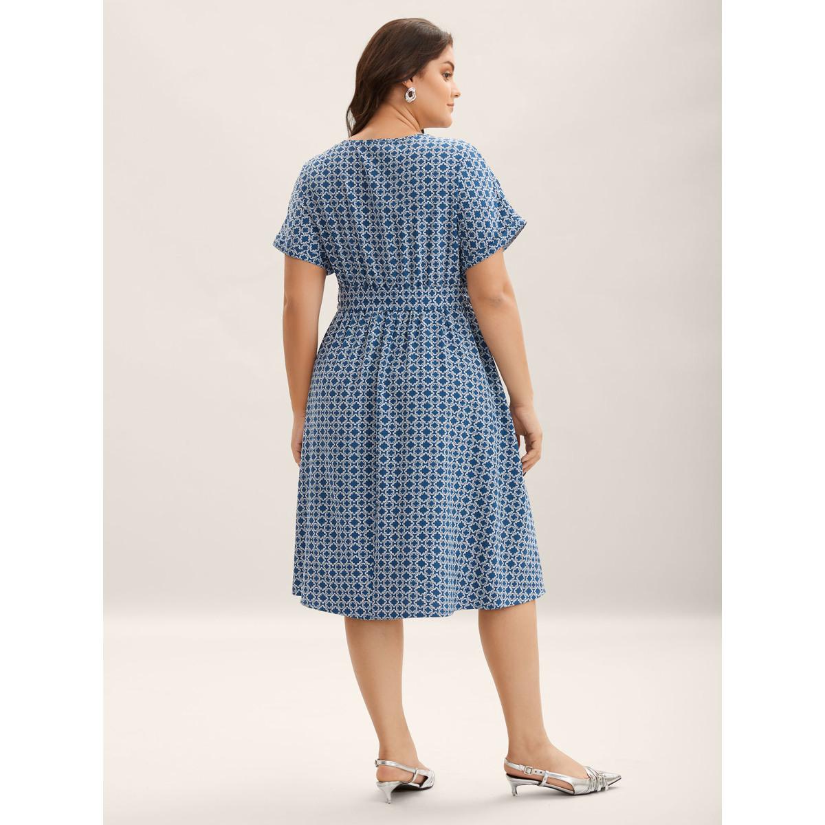 Plus Size Geometric Print Belted Pockets Midi Dress Mediumblue Women Round Neck Short sleeve Curvy BloomChic 26/4X Product Image
