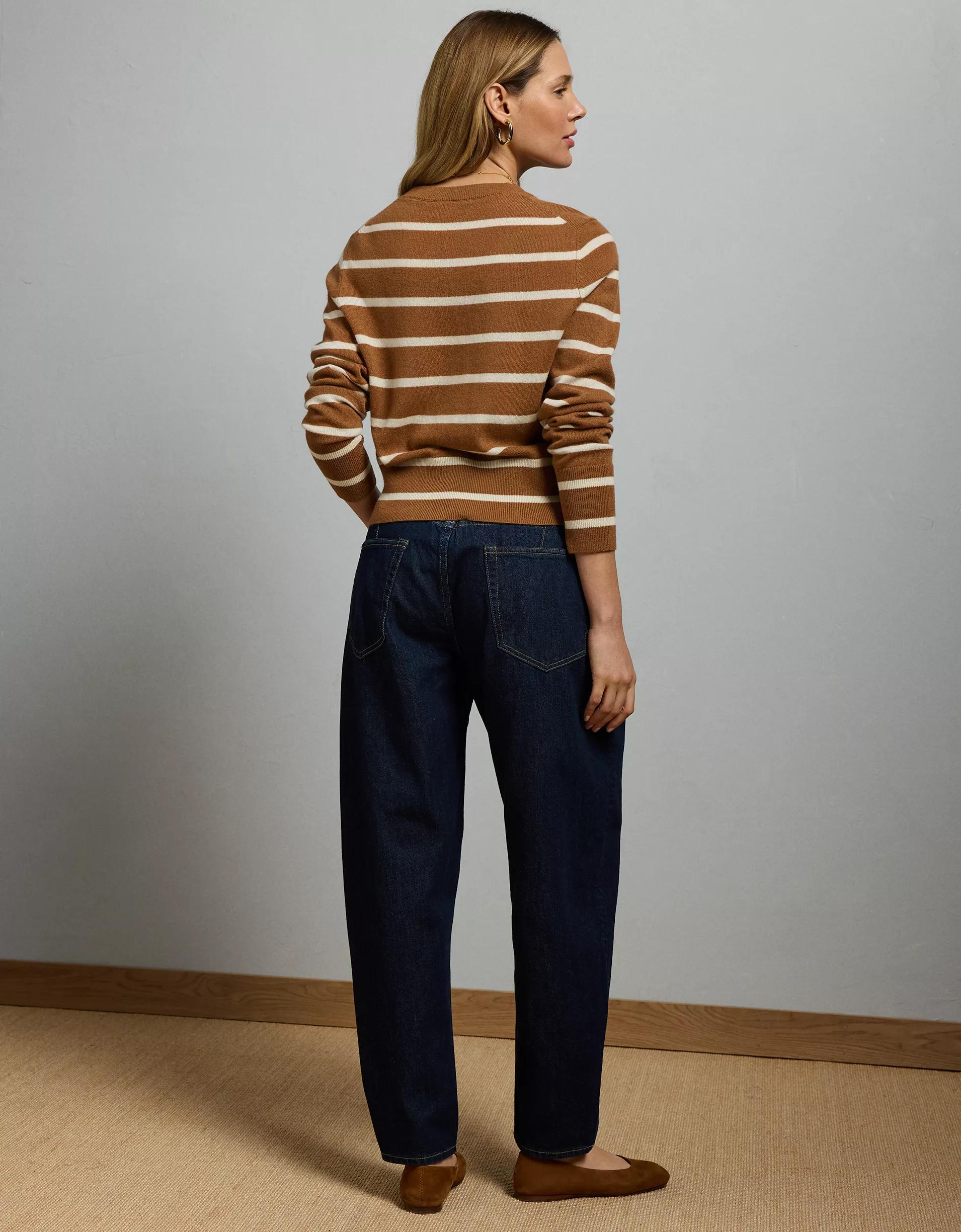 AE77 Premium Cashmere Sweater Product Image