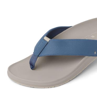 The Raglan Male Product Image