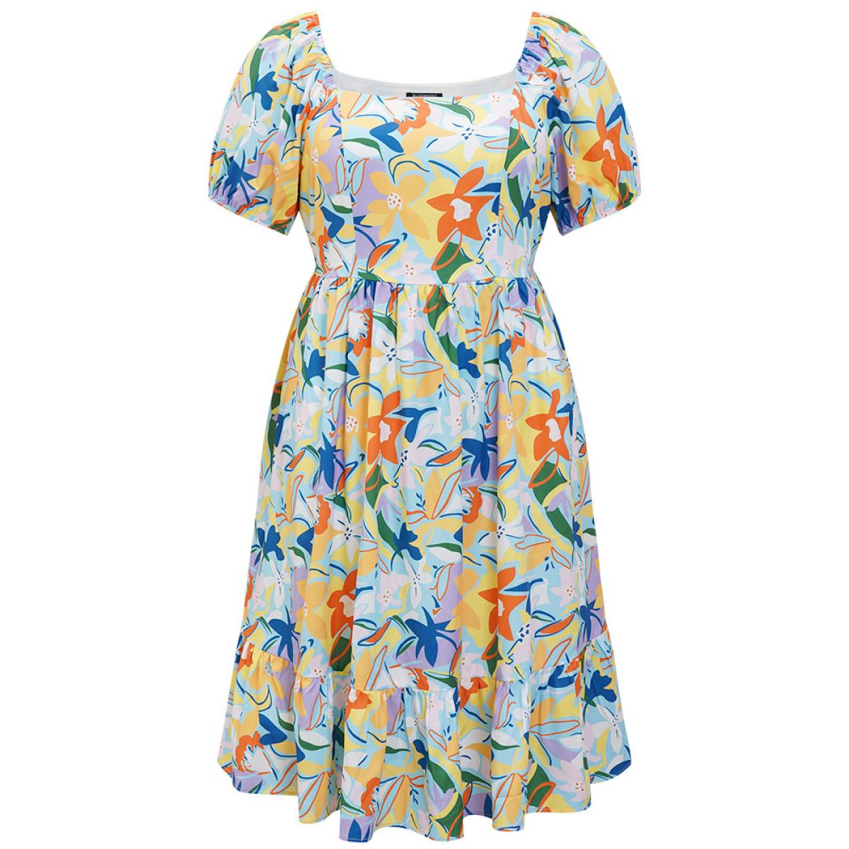 Plus Size Floral Print Pocket Ruffle Hem Square Neck Dress Multicolor Women Elegant Tiered Square Neck Short sleeve Curvy Midi Dress BloomChic 26/4X Product Image