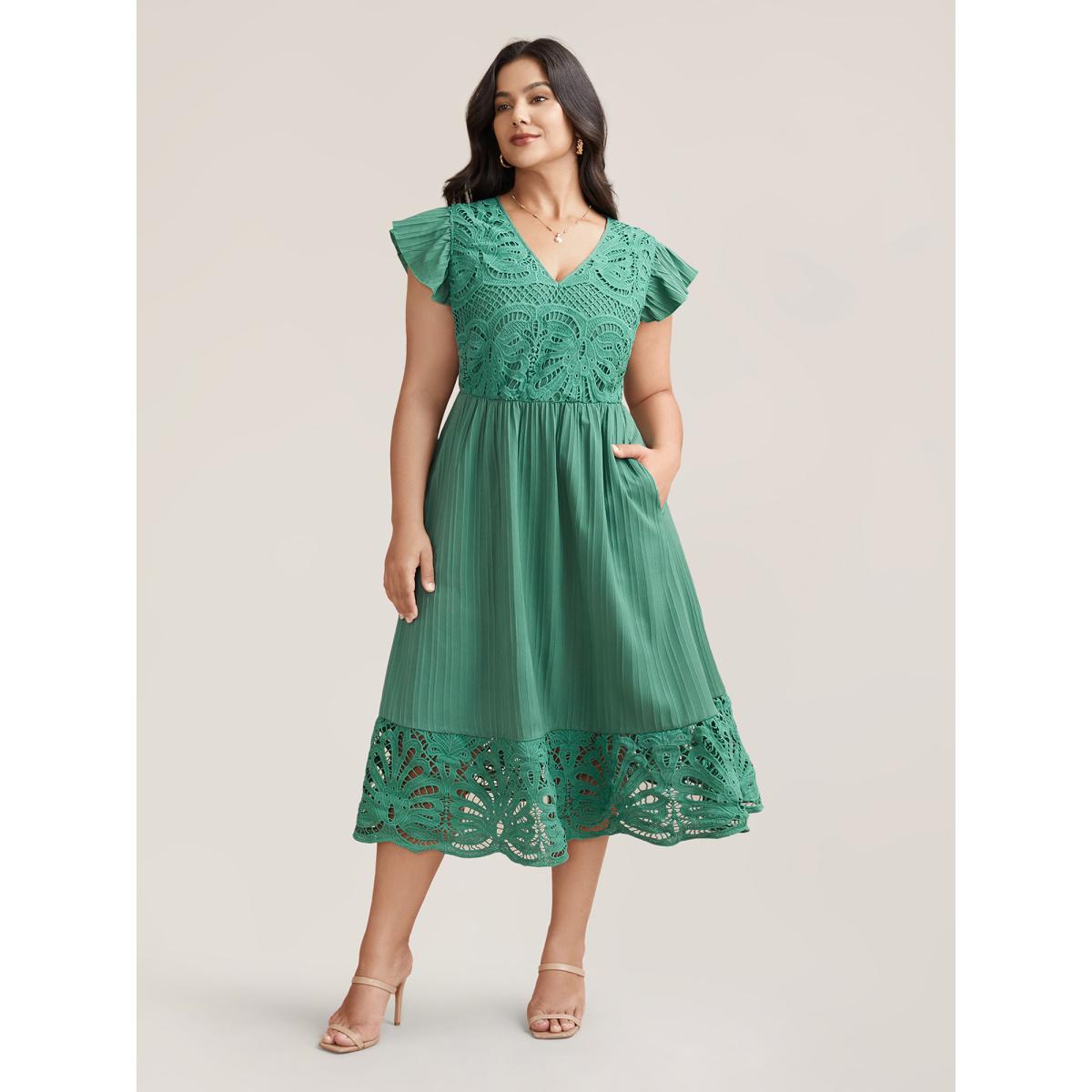 Plus Size Lace Cut-Out Flutter Sleeve Midi Dress Emerald Women Timeless Woven ribbon&lace trim V-neck Cap Sleeve Curvy BloomChic 14-16/1X Product Image
