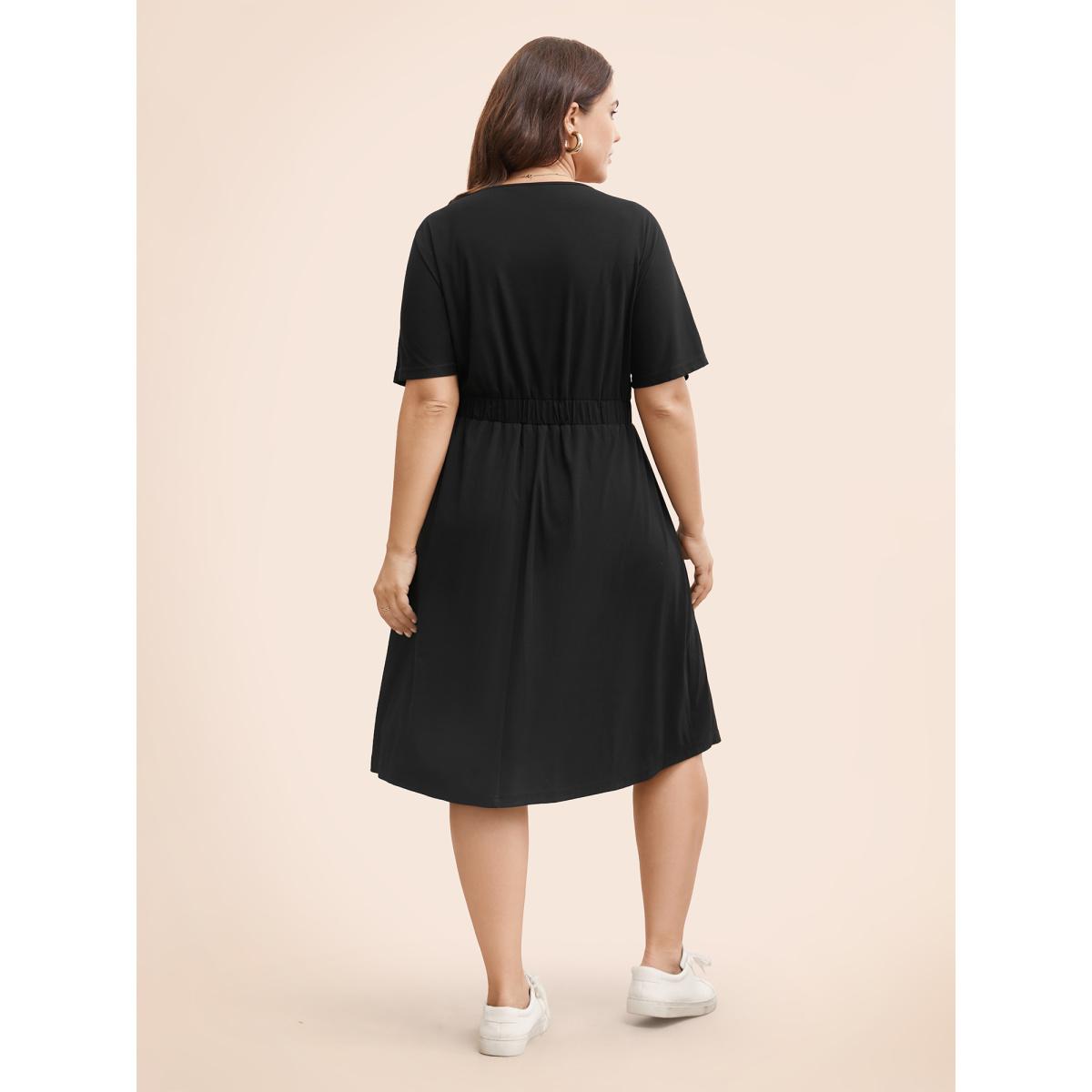 Plus Size Supersoft Essentials Contrast Button Detail Shirred Pocket Dress Black Women Casual Plain V-neck Short sleeve Curvy Midi Dress BloomChic 30/6X Product Image