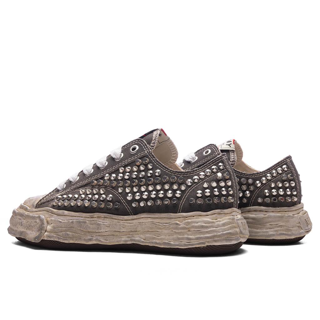 Peterson 23 Studded Low OG Sole - Grey Male Product Image