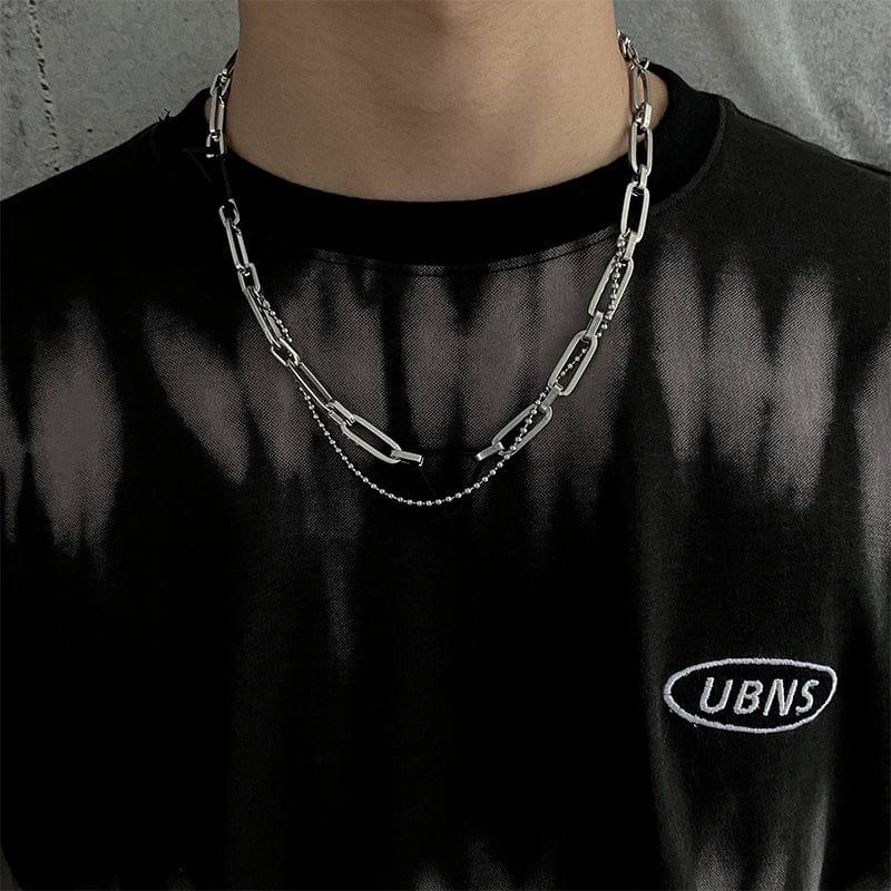 TRIANGLE CHAIN NECKLACE Product Image