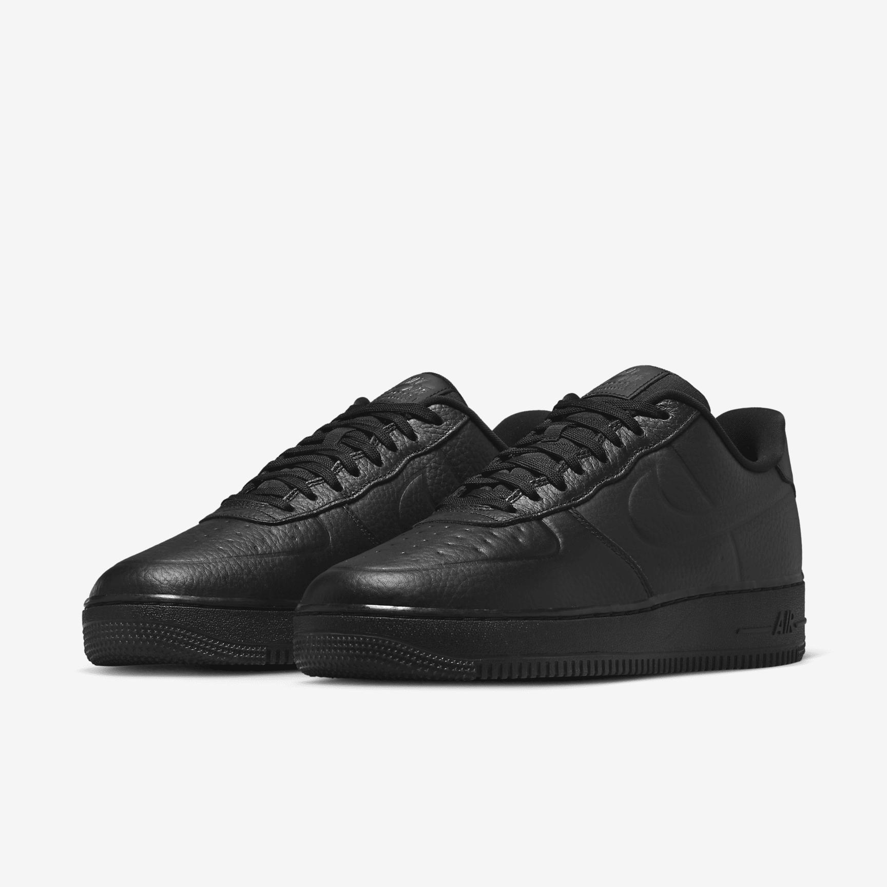 Nike Air Force 1 '07 Pro-Tech Men's Winterized Shoes Product Image