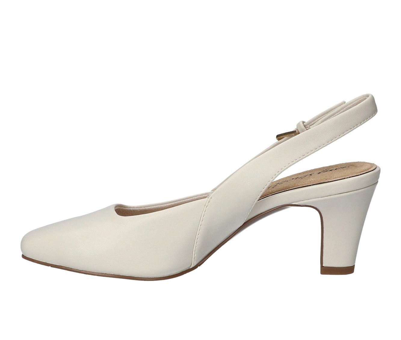 Women's Easy Street Ritsa Pumps Product Image