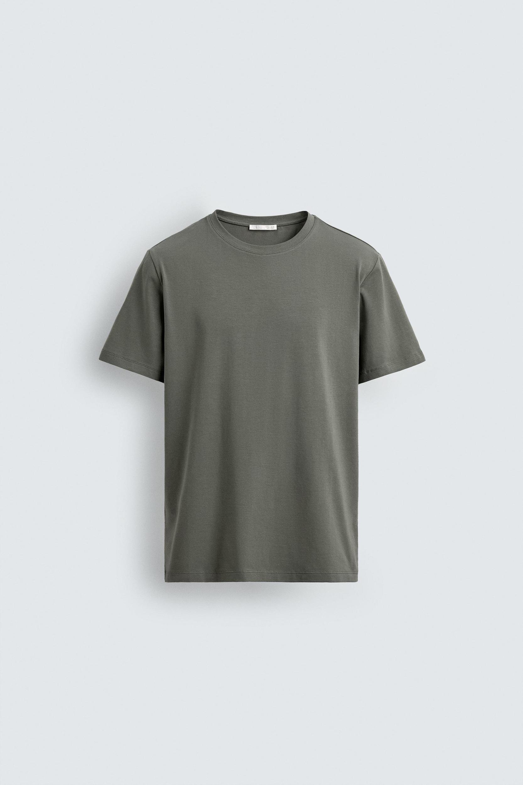 BASIC SLIM FIT T-SHIRT Product Image