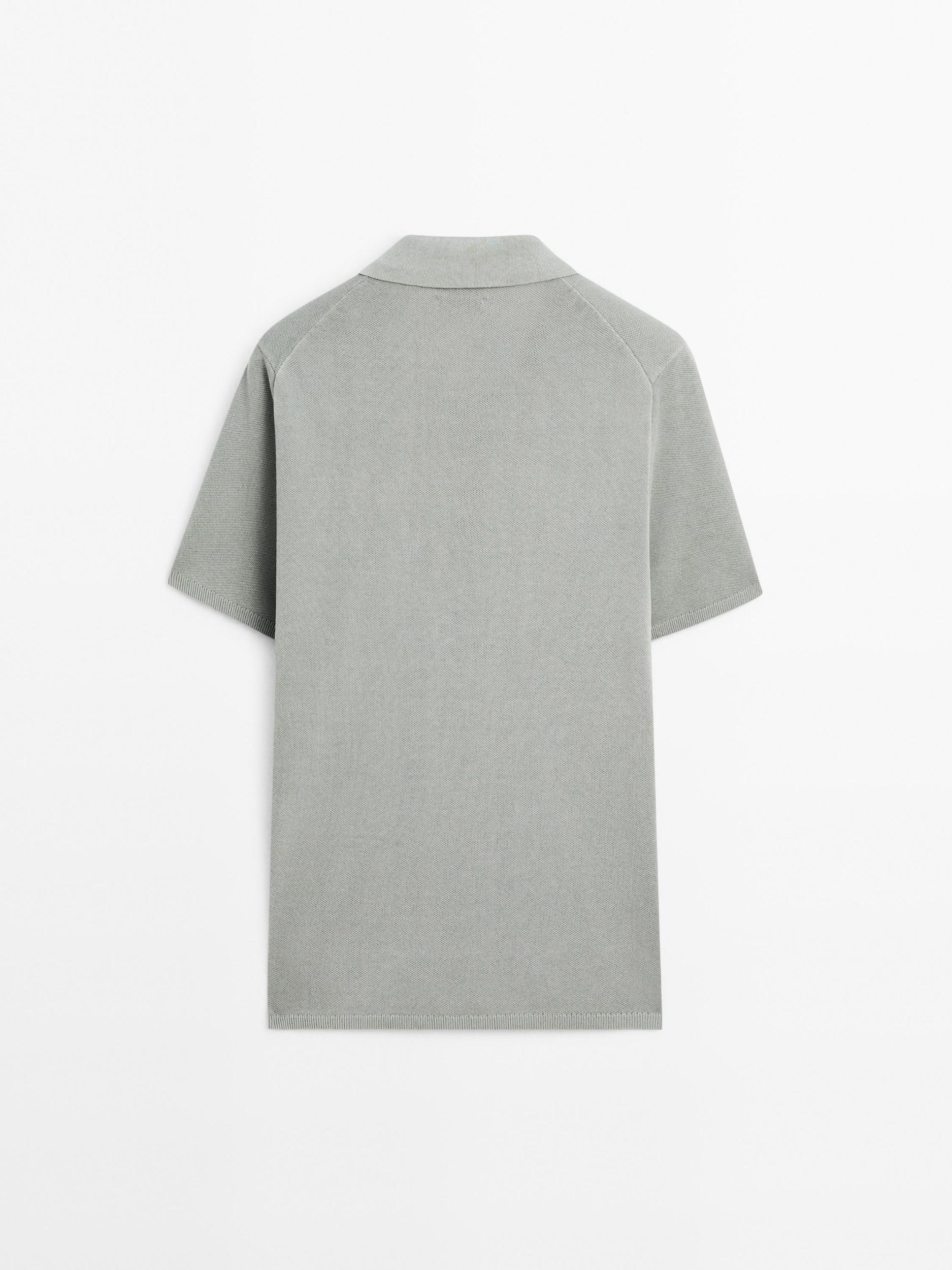 100% cotton textured knit polo shirt Product Image