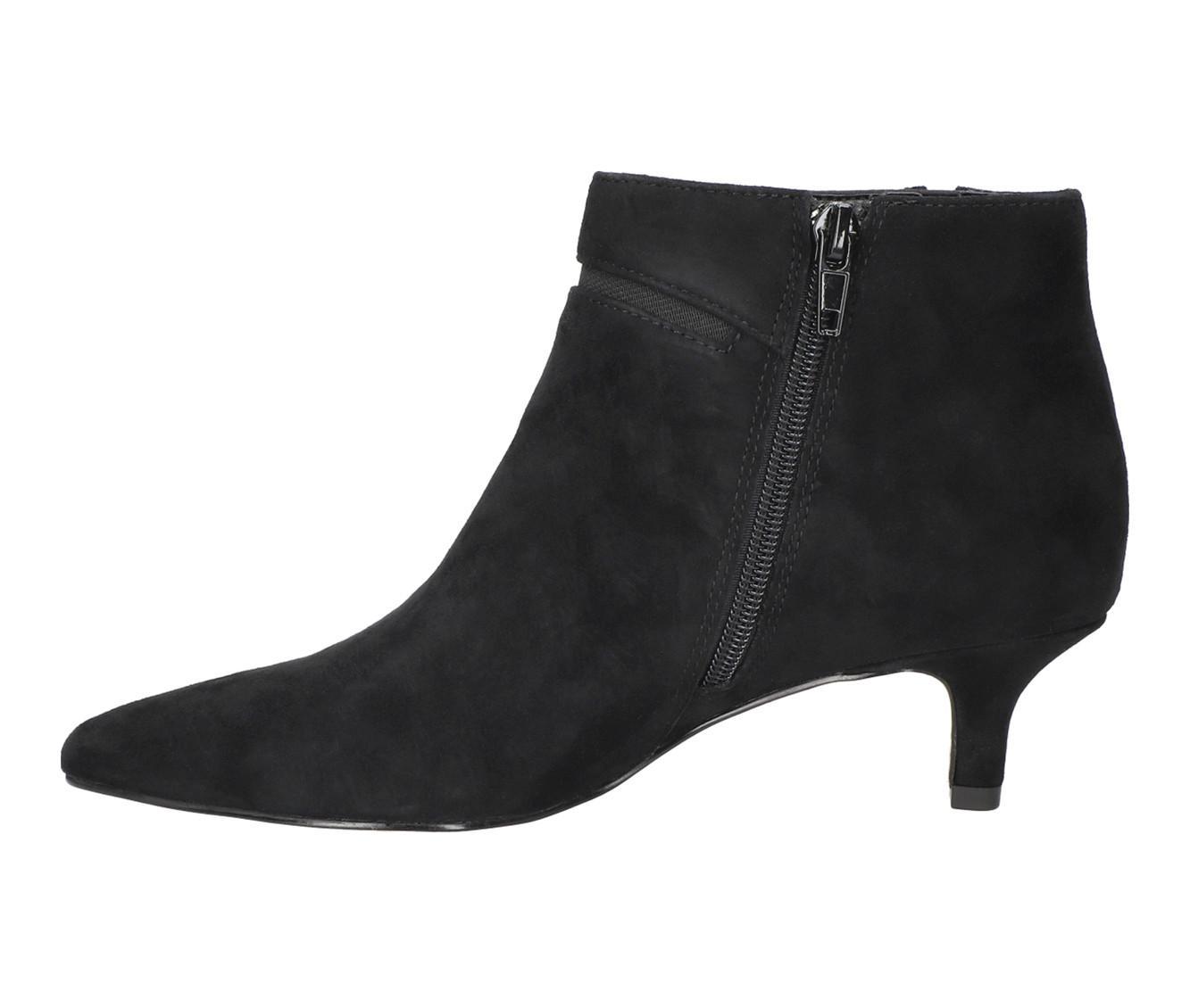 Women's Bella Vita Faraday Booties Product Image