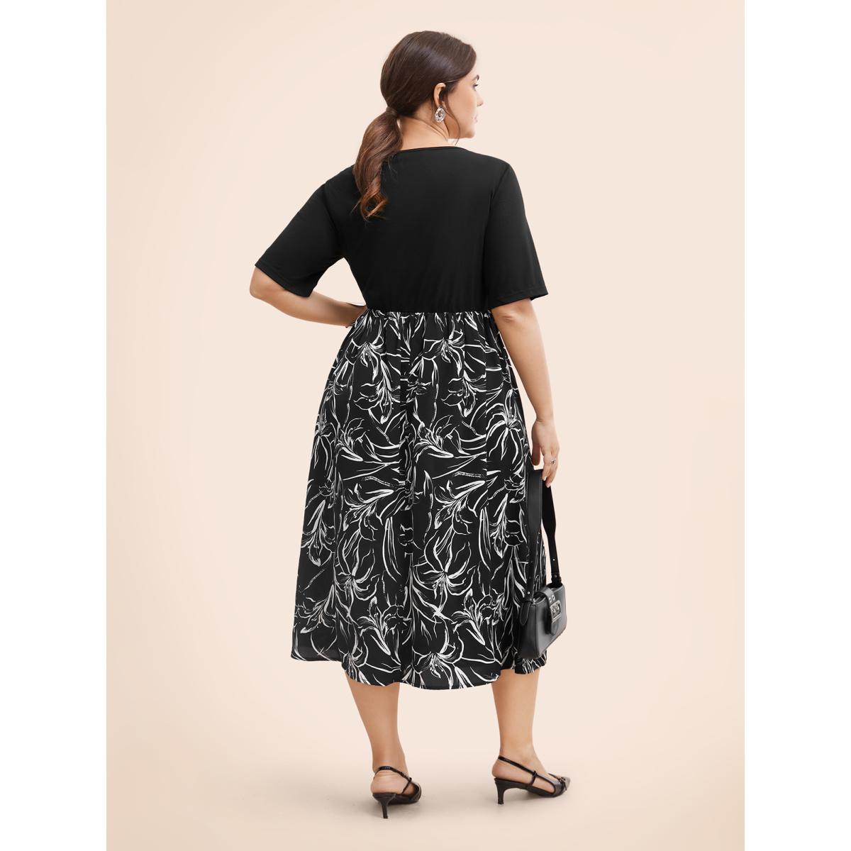 Plus Size Floral Square Neck Patchwork Button Detail Dress Black Women At the Office Patchwork Square Neck Half Sleeve Curvy BloomChic 14-16/1X Product Image