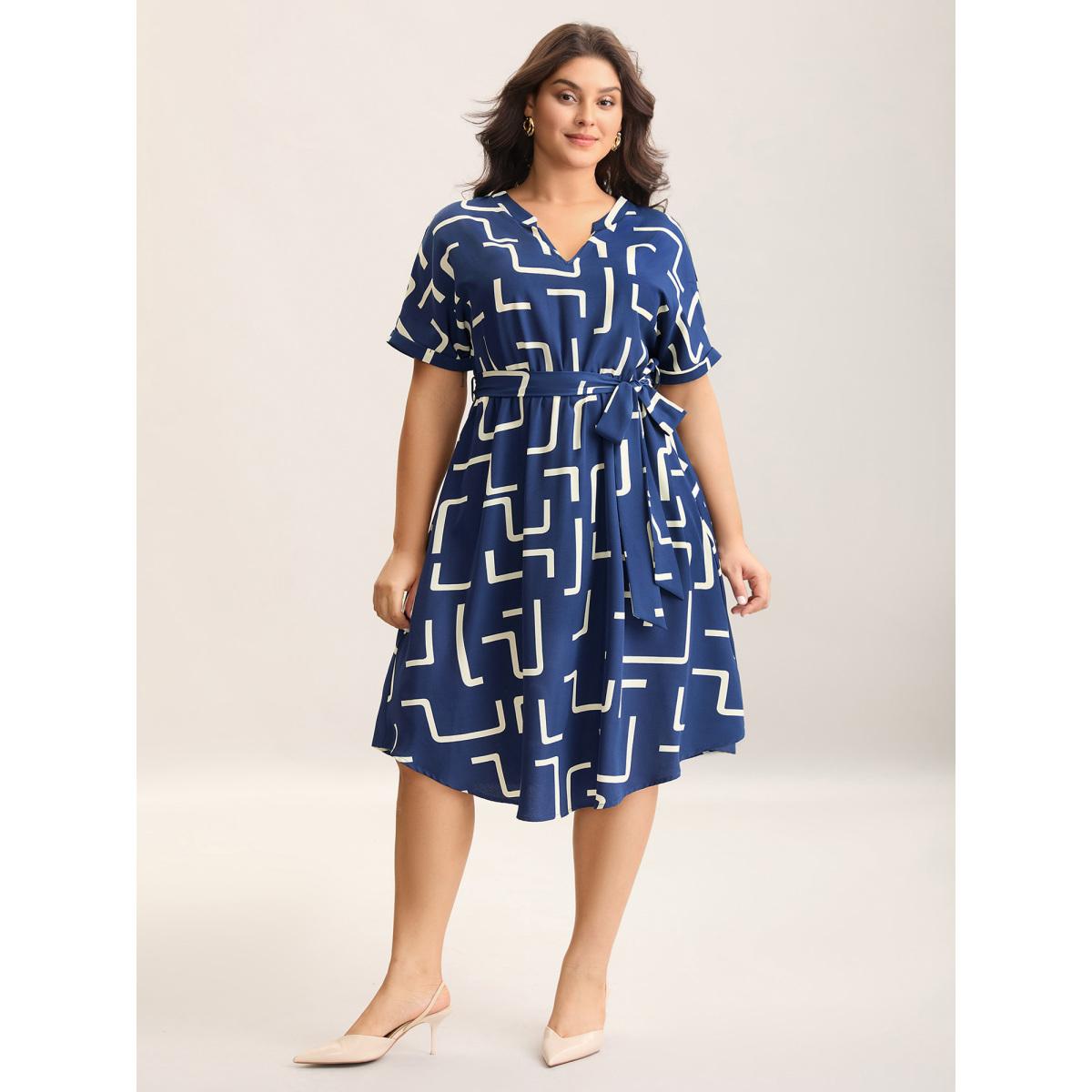 Plus Size Geometric Print Curved Hem Midi Dress Navy Women Office Flat collar with V-notch Short sleeve Curvy BloomChic 14-16/1X Product Image