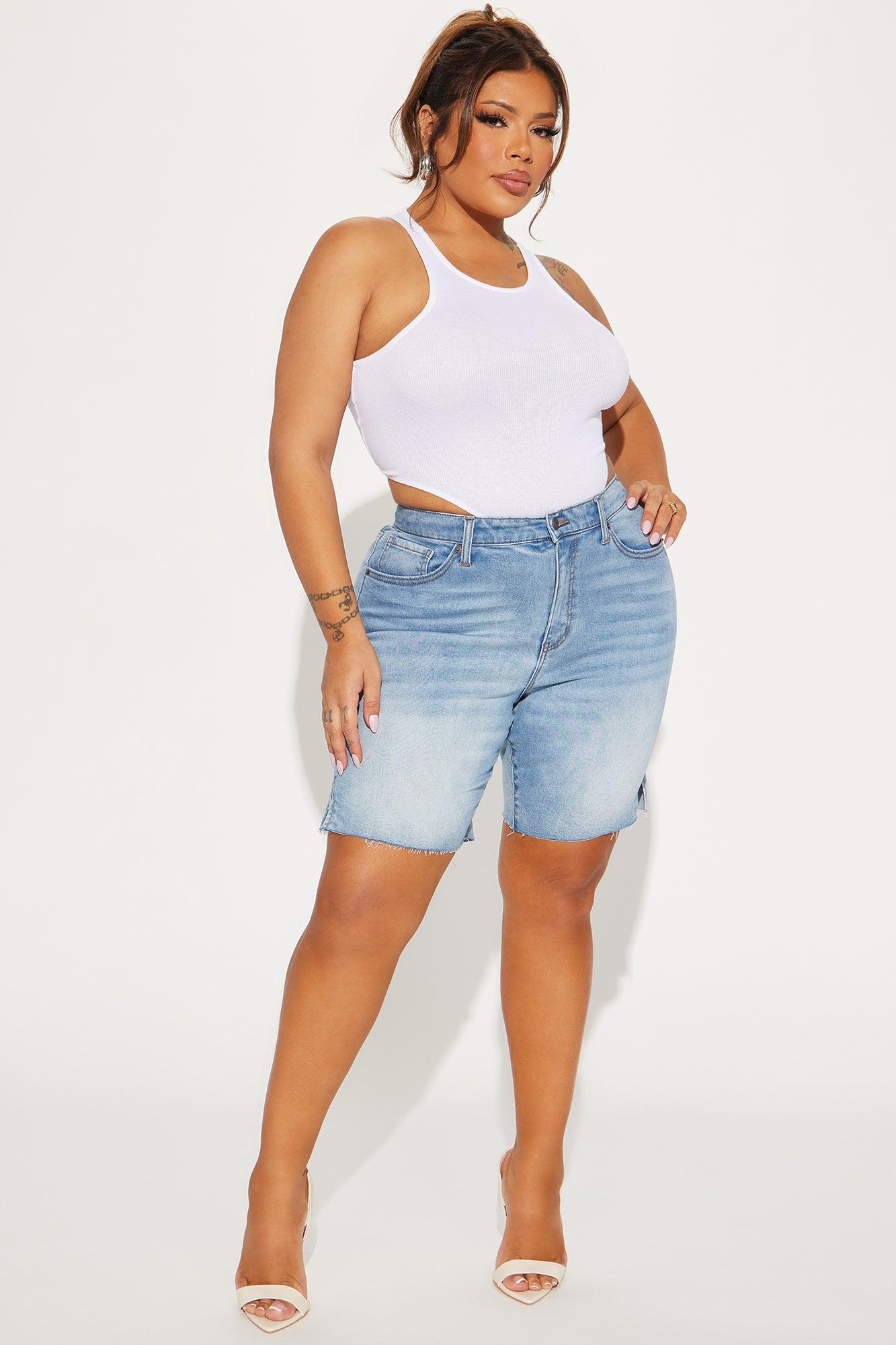 Everything's Good Super Stretch Denim Bermudas - Light Blue Wash Product Image