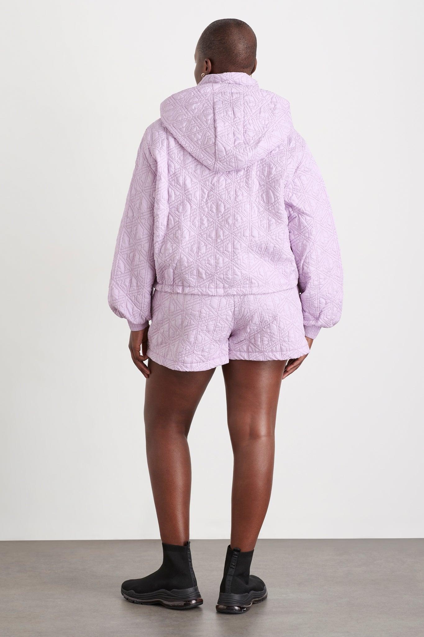 Quilted Logo Spray Shorts 623 Product Image