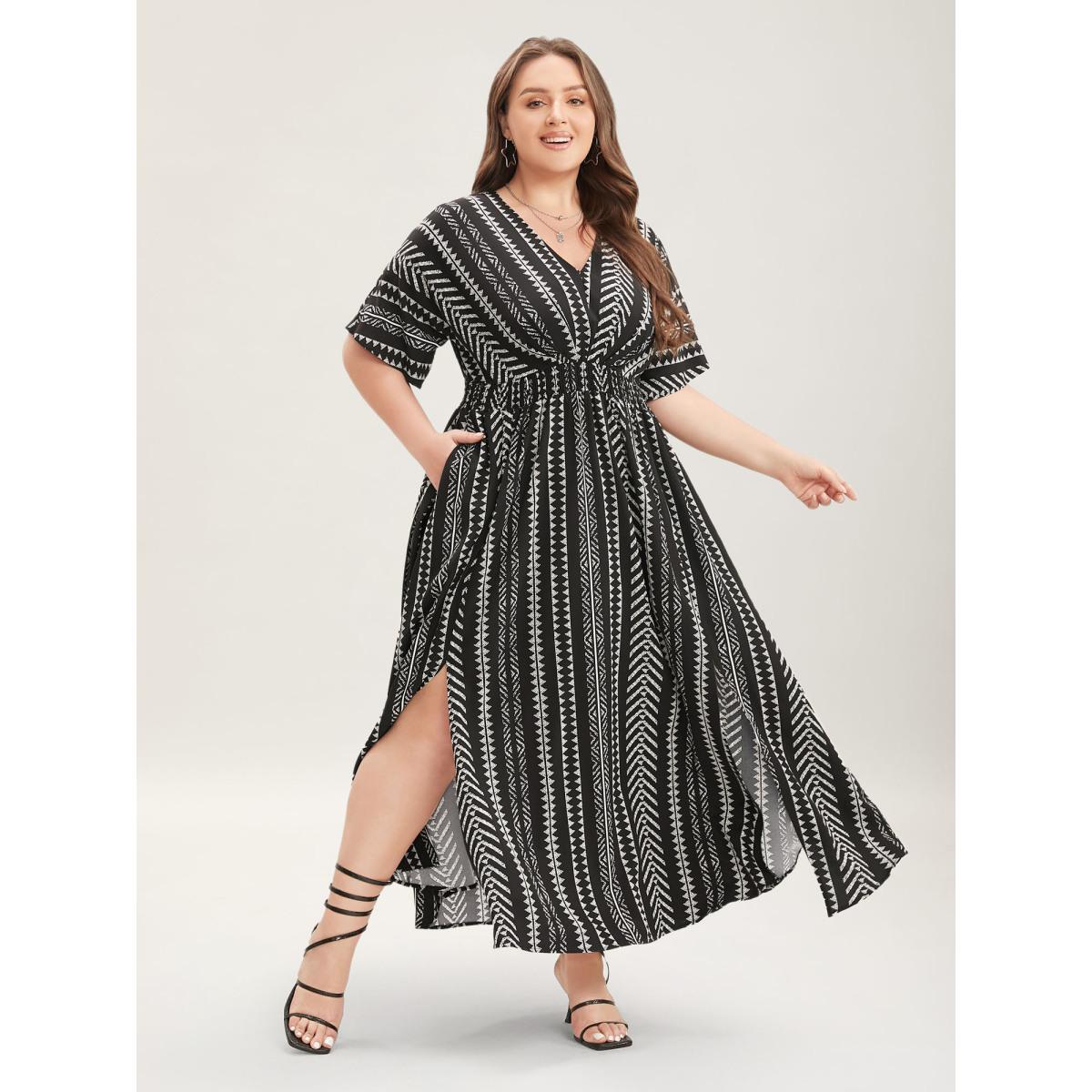 Plus Size Solid Geometric Dolman Sleeve Pocket Shirred Split Hem Dress Black Women Boho Non V-neck Half Sleeve Curvy Long Dress BloomChic 26/4X Product Image