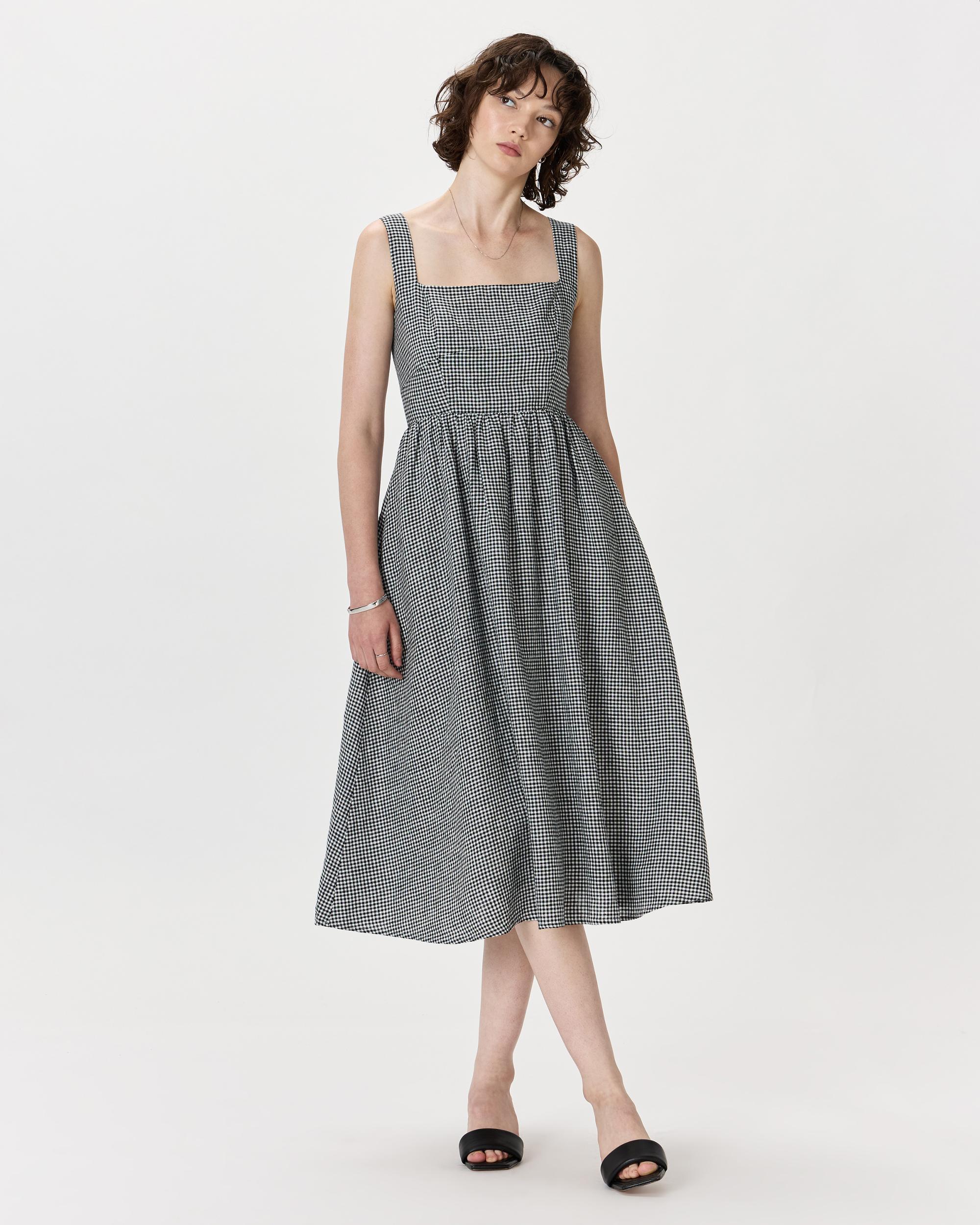 Quince | Women's 100% European Linen Fit & Flare Midi Dress Product Image