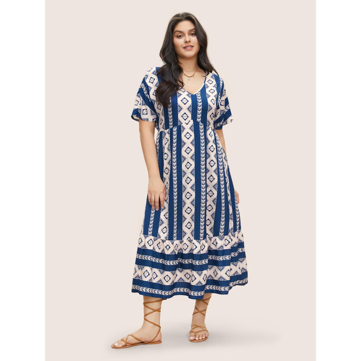 Plus Size Bandana Print Patchwork Elastic Waist Dress DarkBlue Women Resort Non V-neck Short sleeve Curvy Midi Dress BloomChic 14-16/1X Product Image
