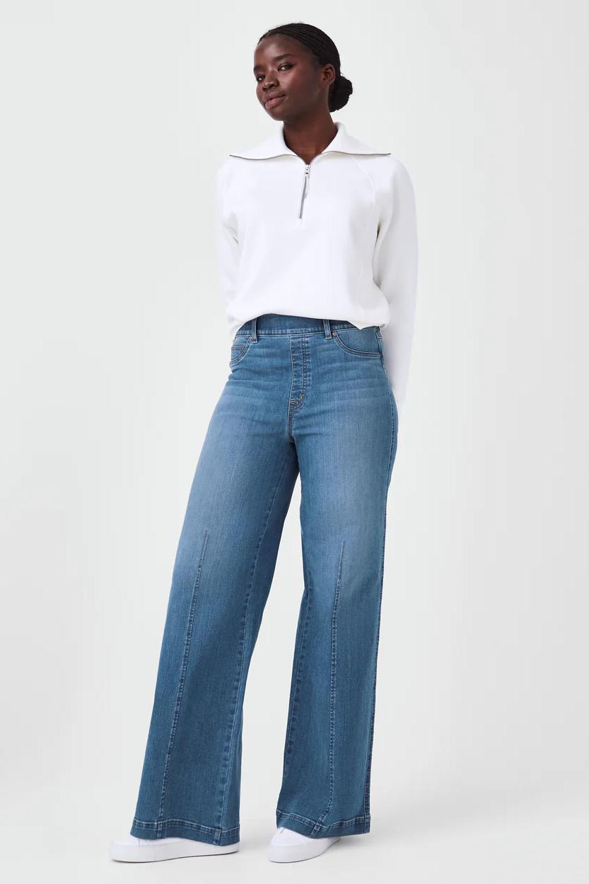 Air Essentials Half Zip Product Image