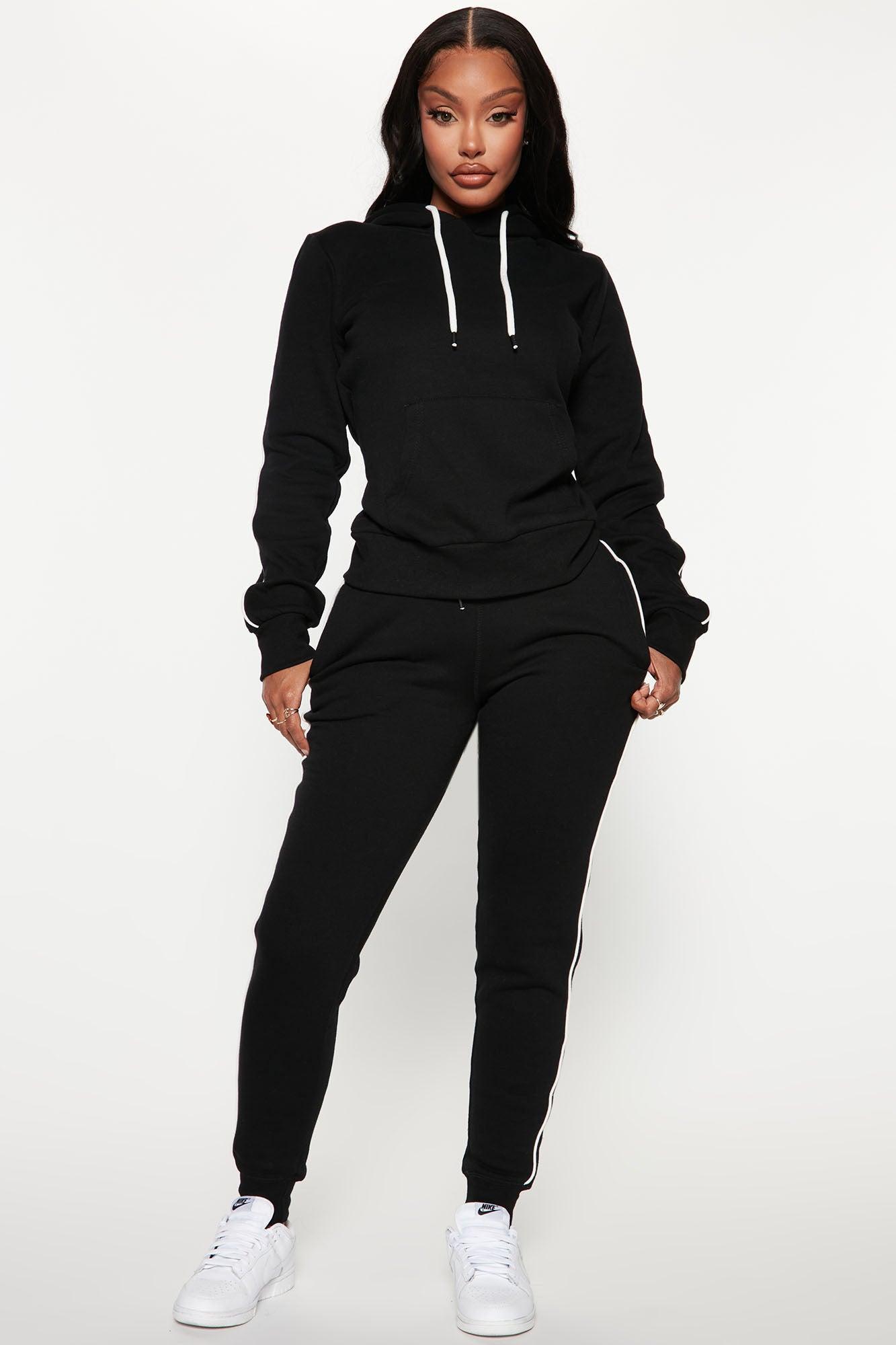 Tennis And Chill Fleece Pullover Hoodie - Black Product Image