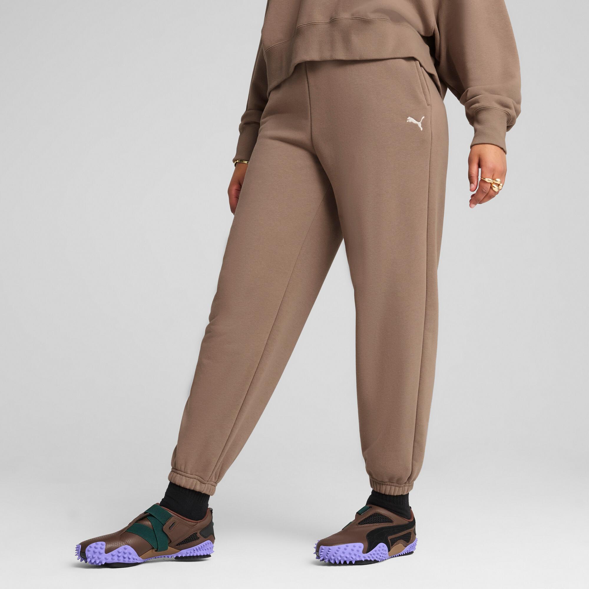 Wardrobe Essentials Women's Relaxed Sweatpants Product Image