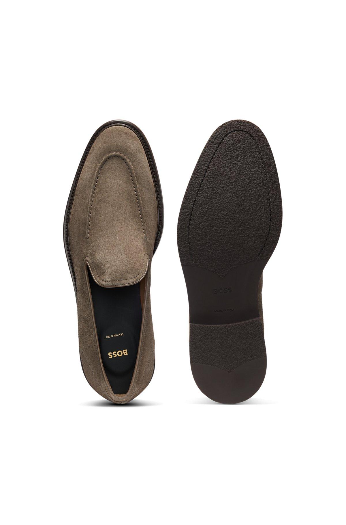 Suede loafers with leather piping Product Image