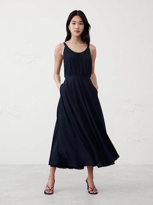 Scoop-Neck Midi Dress Product Image