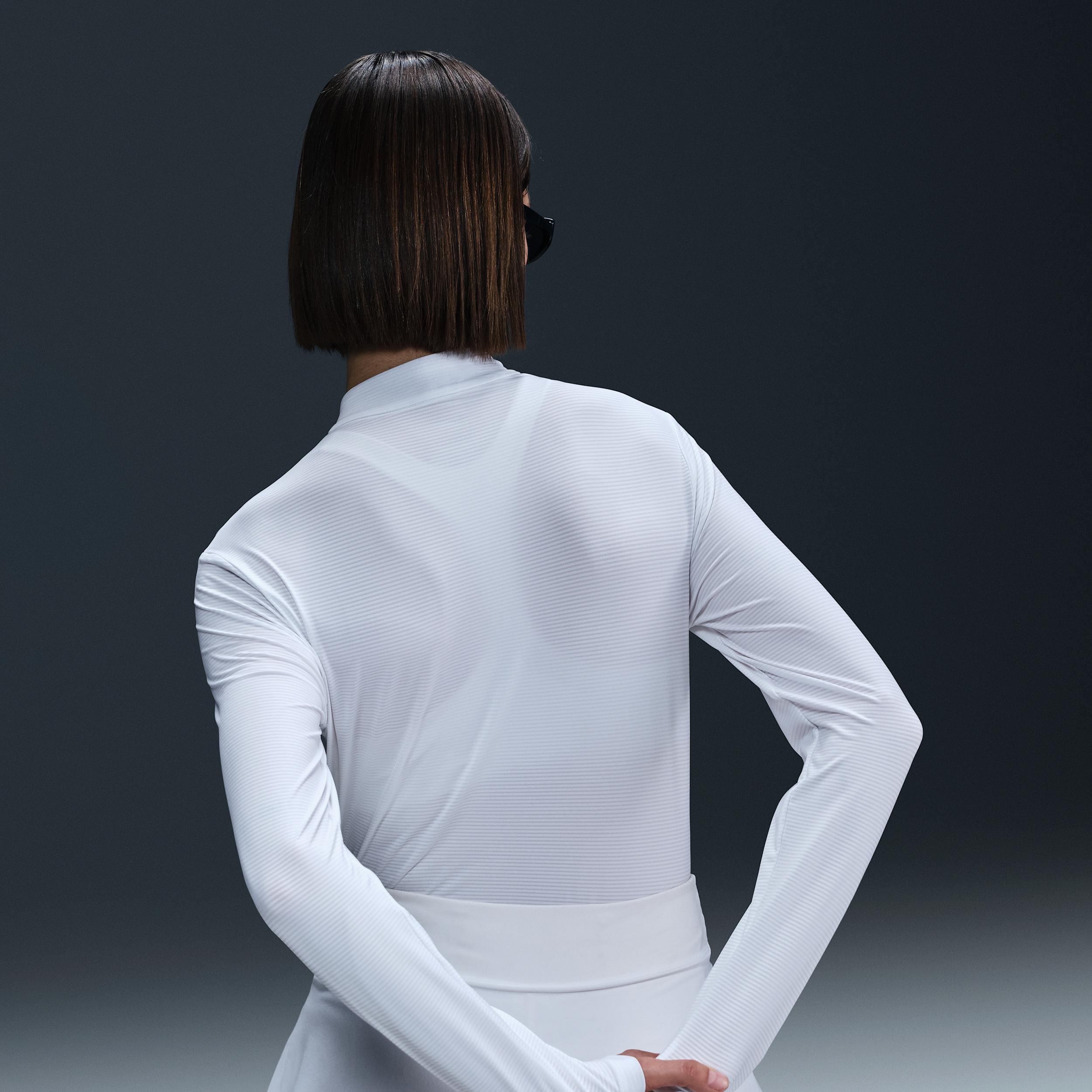 Nike Womens Victory Dri-FIT 1/4-Zip Golf Top | HF6586-100 Product Image