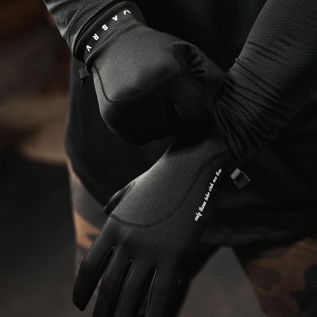 0546. Aeroheat® Lightweight Gloves - Black/Black Product Image