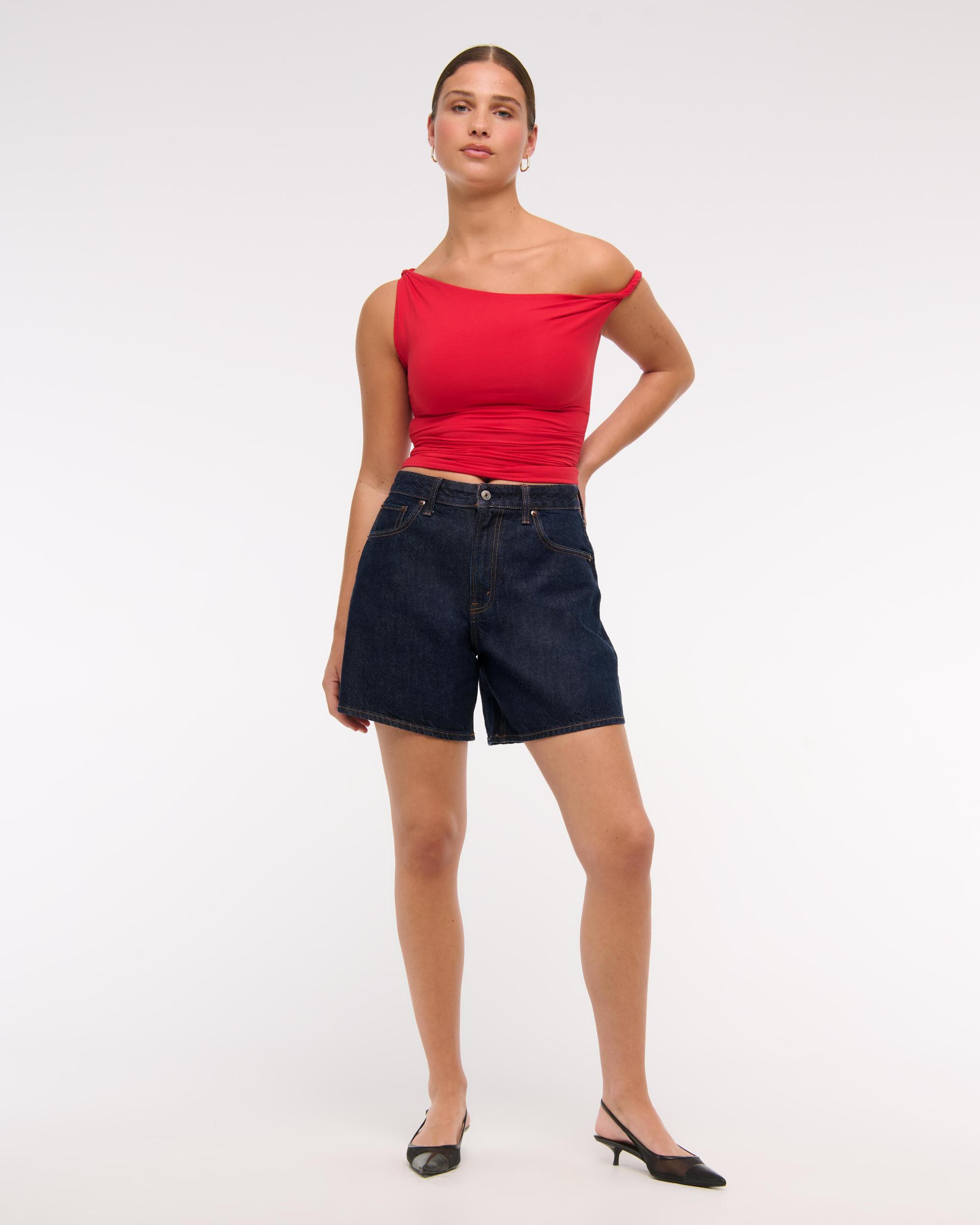 Curve Love High Rise Loose Short Product Image