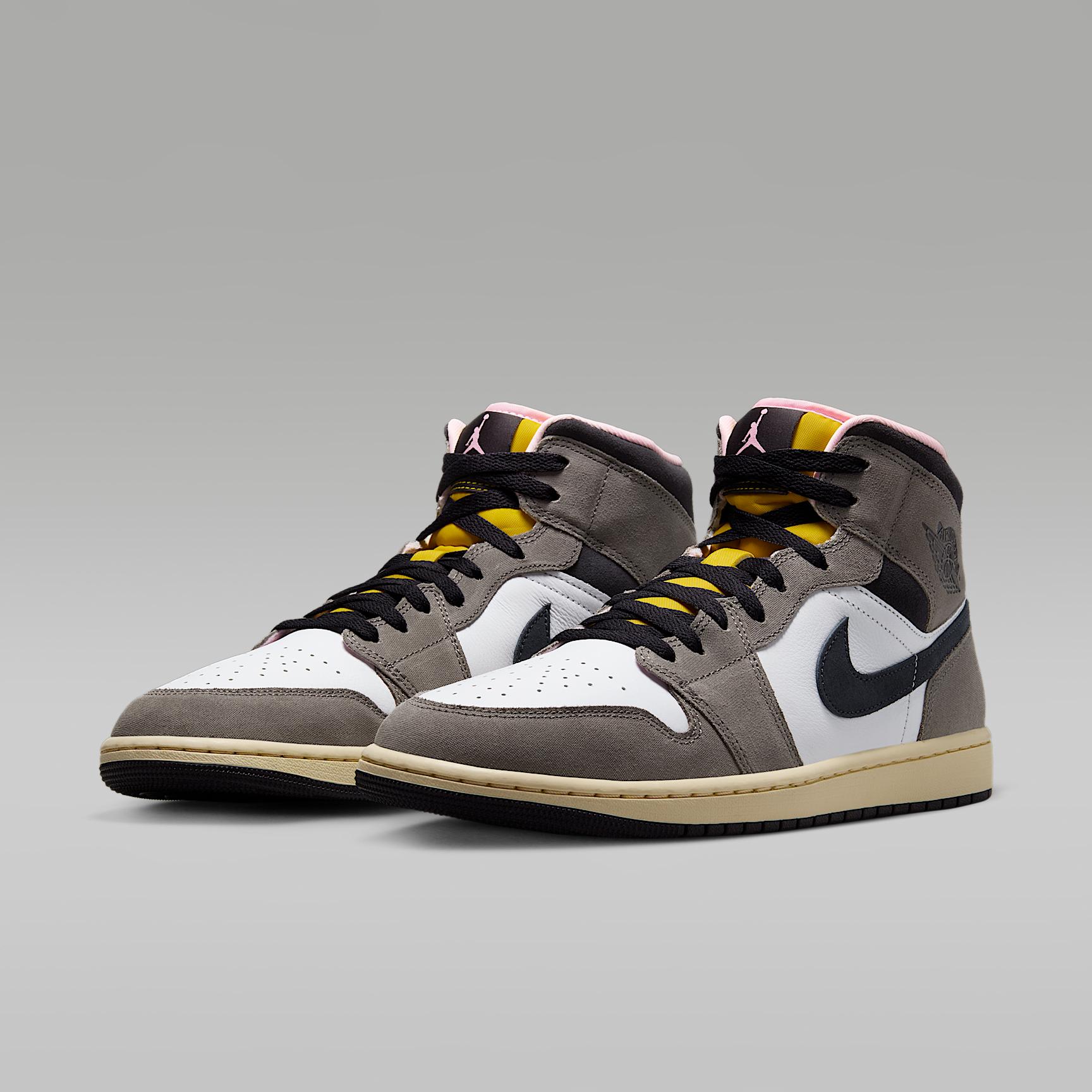 Air Jordan 1 Mid SE Men's Shoes Product Image