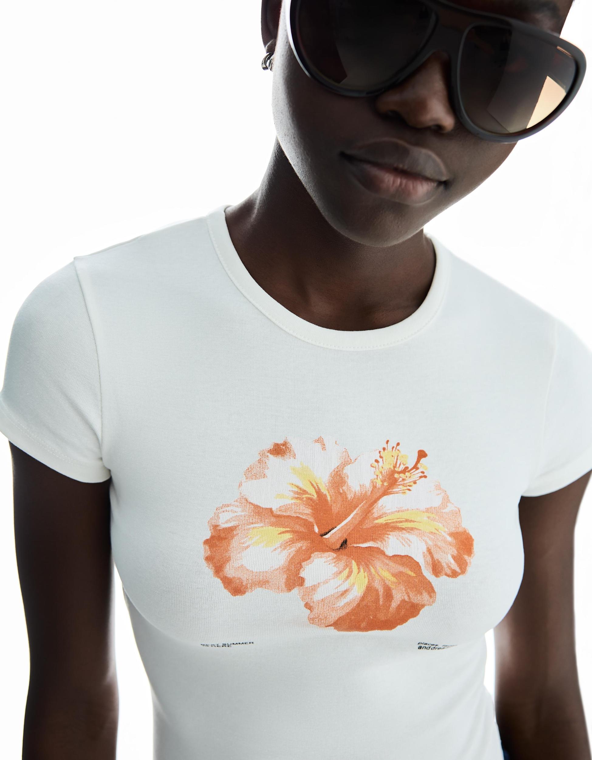 Short sleeve T-shirt with print Product Image