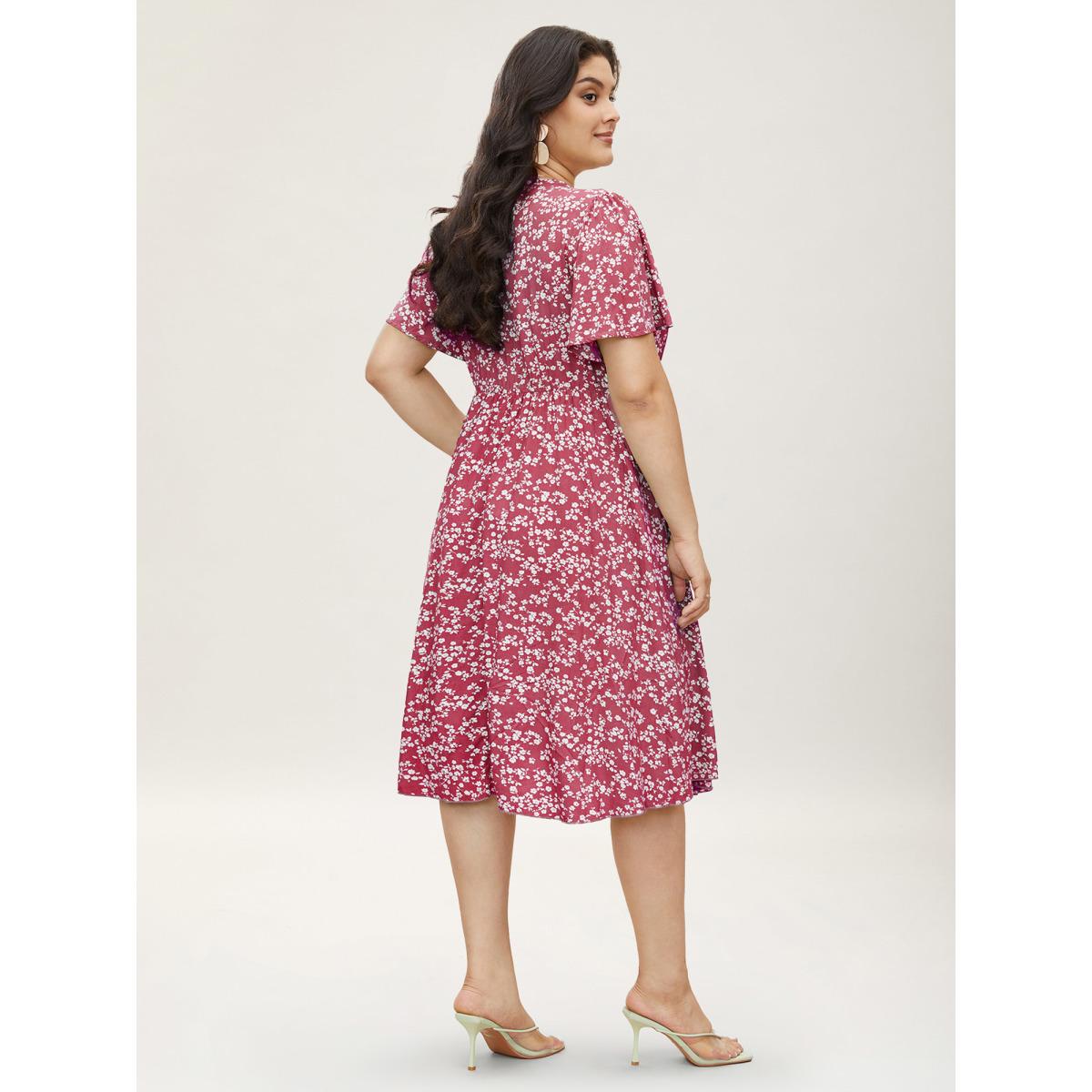 Plus Size Bloom Dress - Ditsy Floral Elastic Waist Ruffles Pocket Knee Dress DustyPink Women Leisure Non V-neck Short sleeve Curvy Knee Dress BloomChic 22-24/3X Product Image