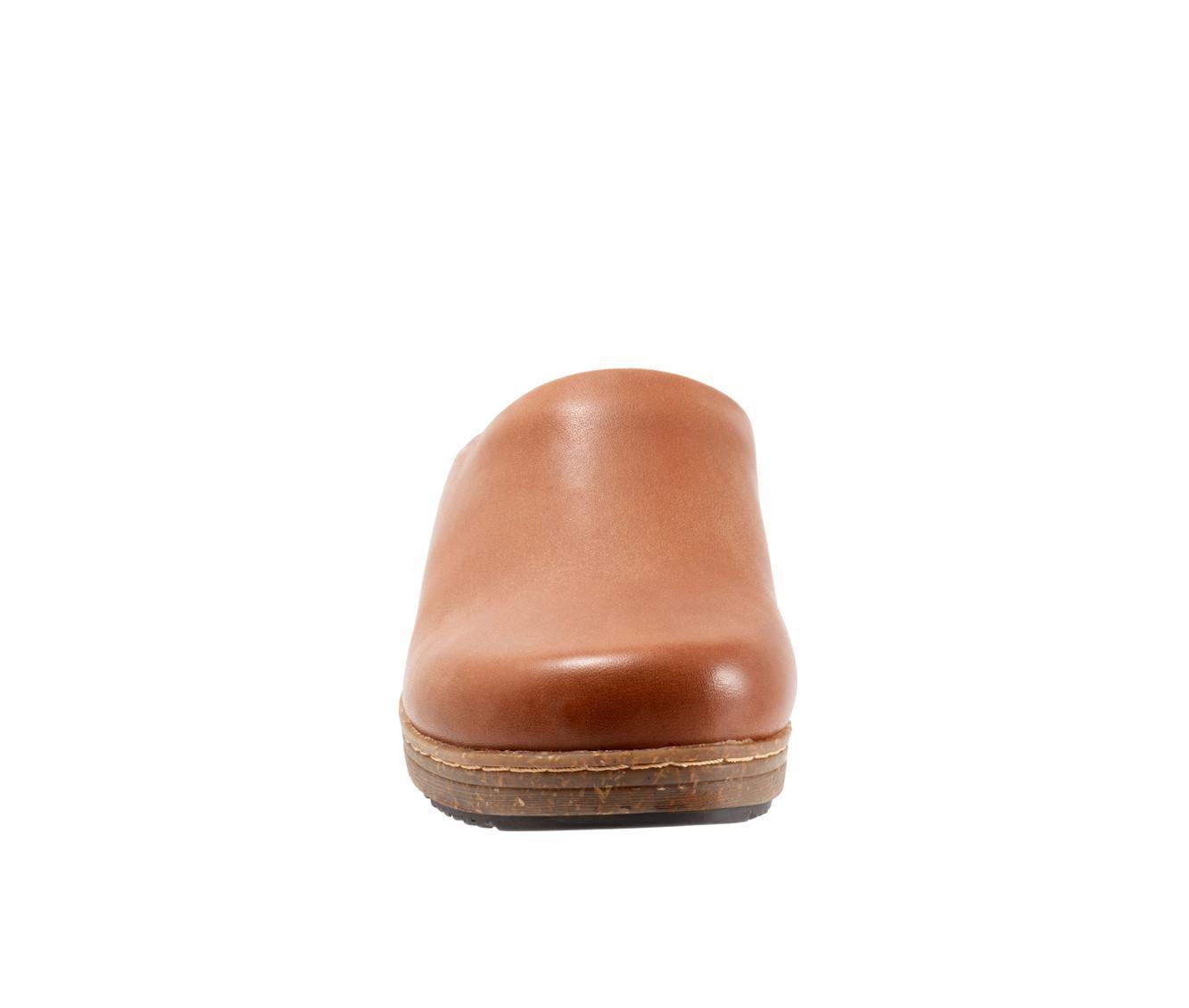Women's Softwalk Arvada Clogs Product Image