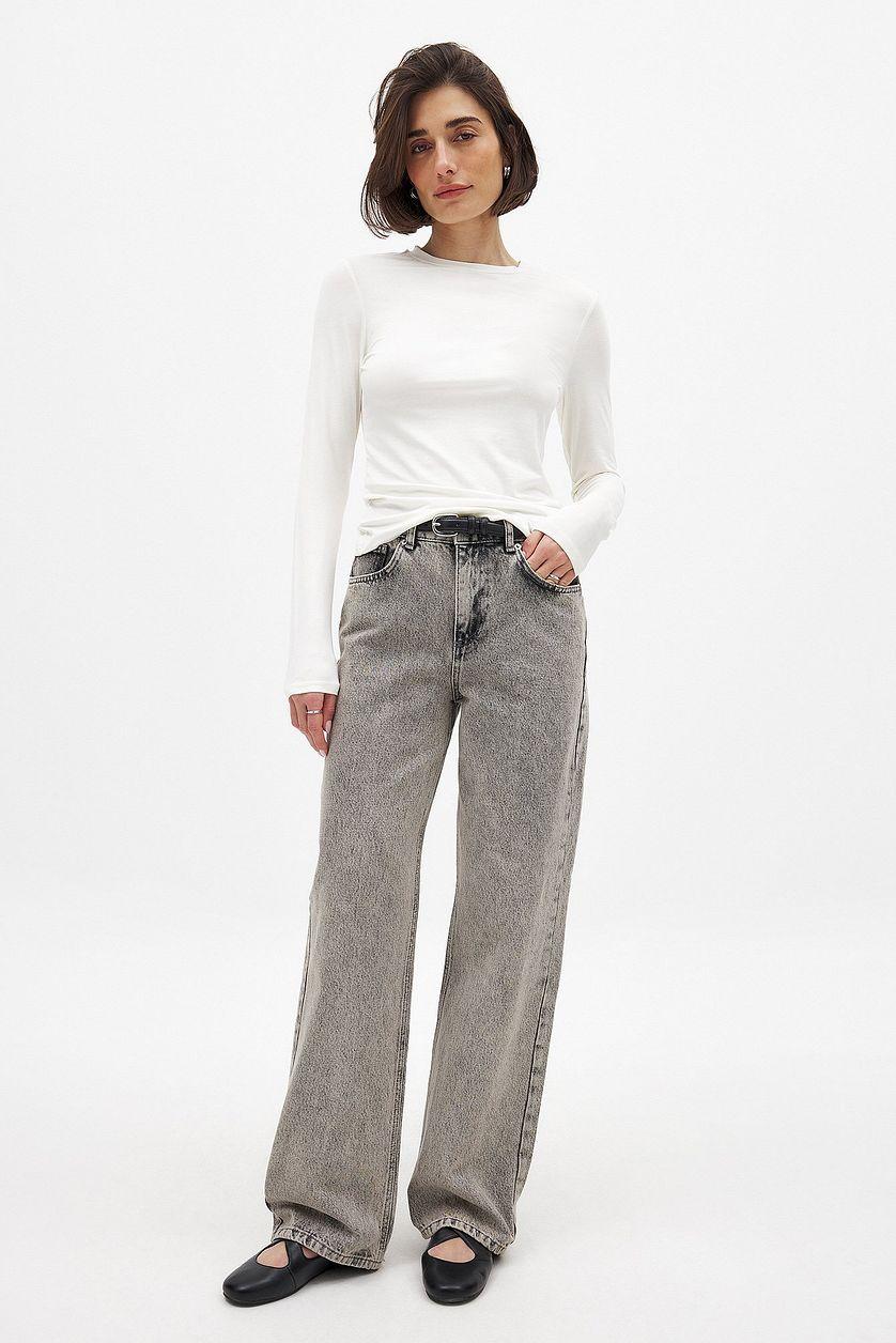 Straight Mid Waist Jeans Product Image