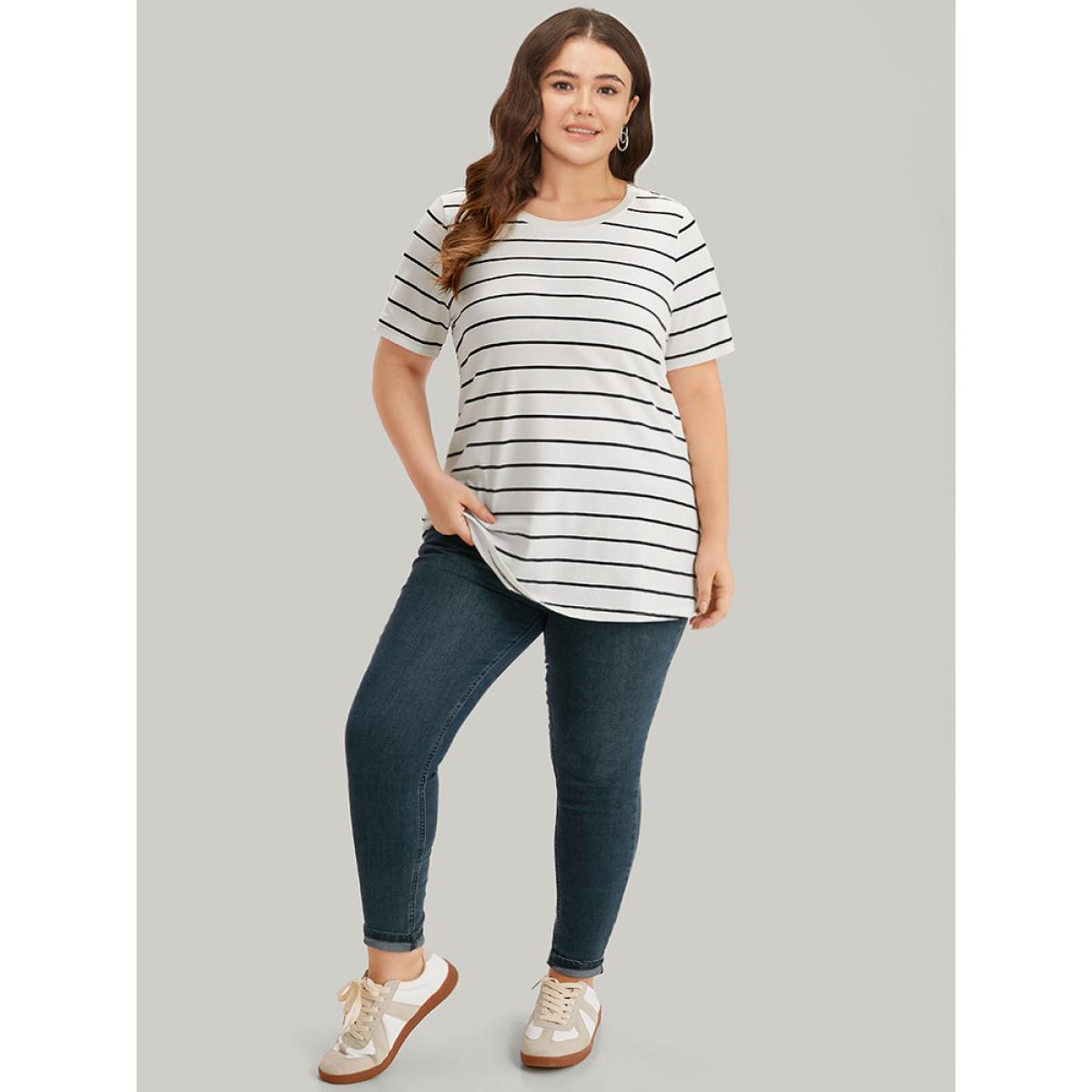 Plus Size Striped Print Round Neck T-shirt White Women Casual Contrast Striped Round Neck Dailywear T-shirts BloomChic 14-16/1X Product Image
