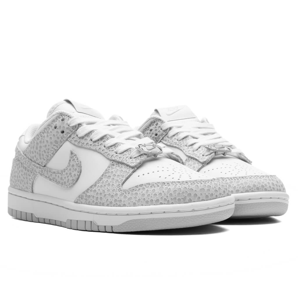 Women's Dunk Low PRM - Phantom/Photon Dust/Light Smoke Grey Female Product Image