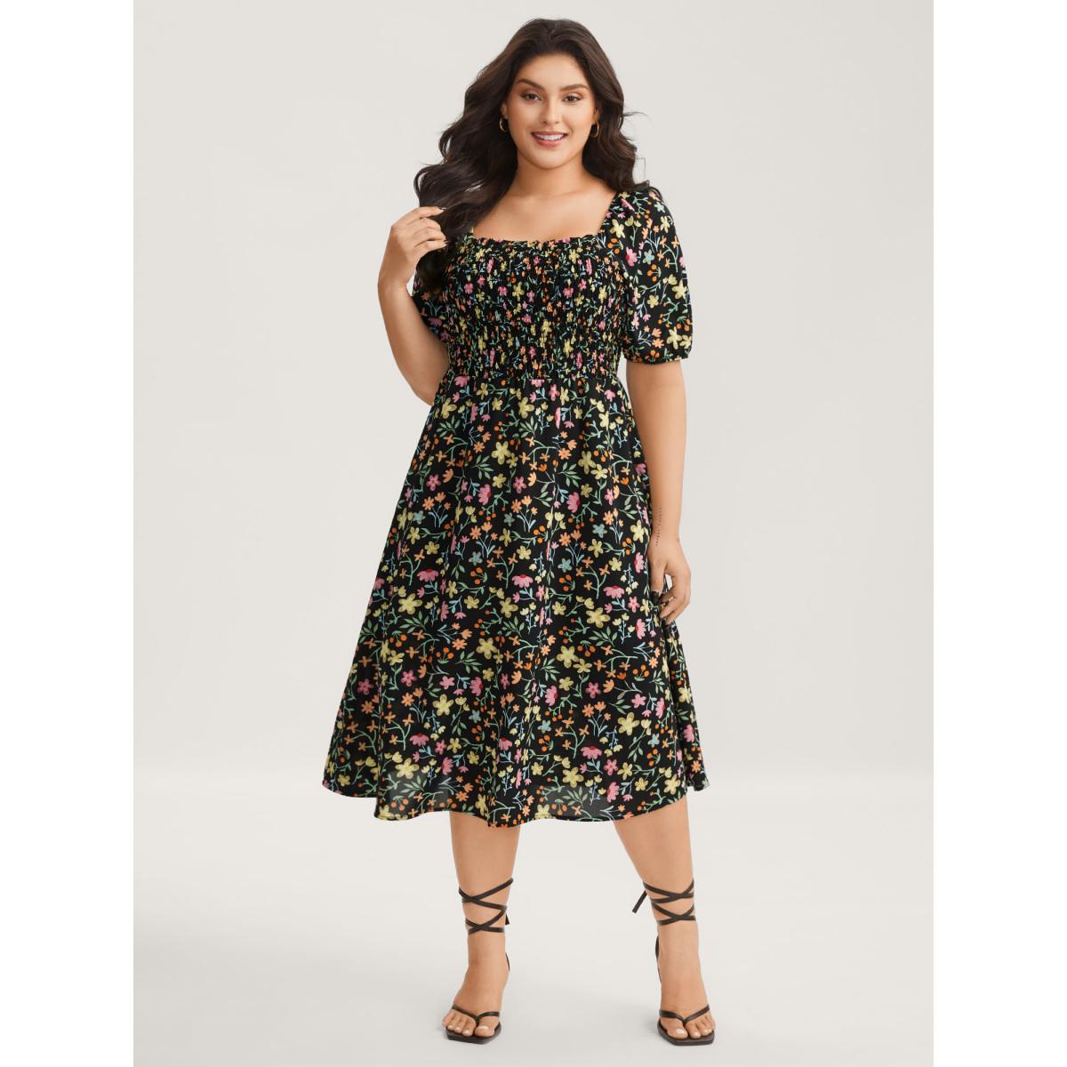 Plus Size Floral Print Shirred Pockets Midi Dress Black Women Square Neck Short sleeve Curvy BloomChic 10/M Product Image