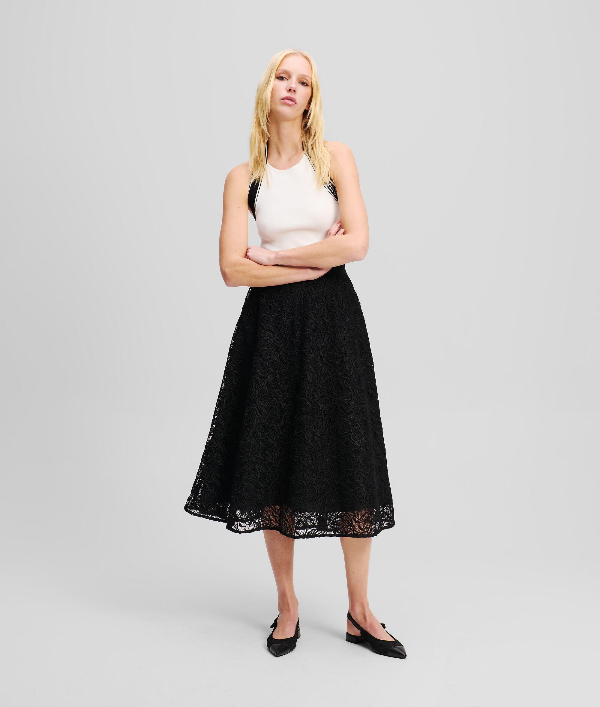 ORCHID EMBROIDERY SKIRT  Product Image