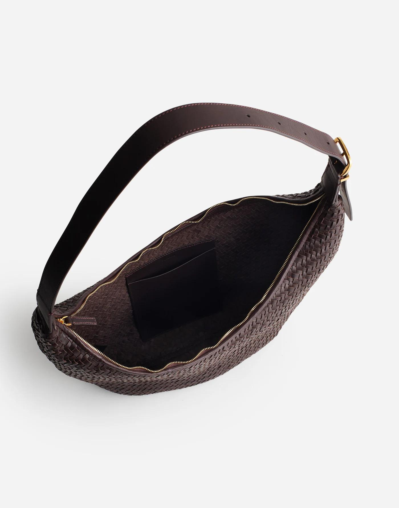 The Essential Curve Shoulder Bag Product Image