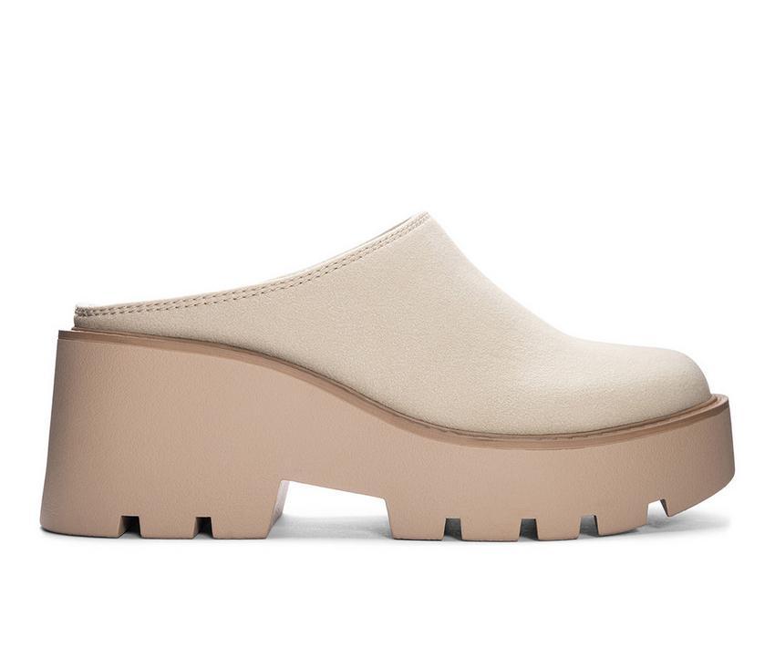 Women's Dirty Laundry R-Test Clogs Product Image
