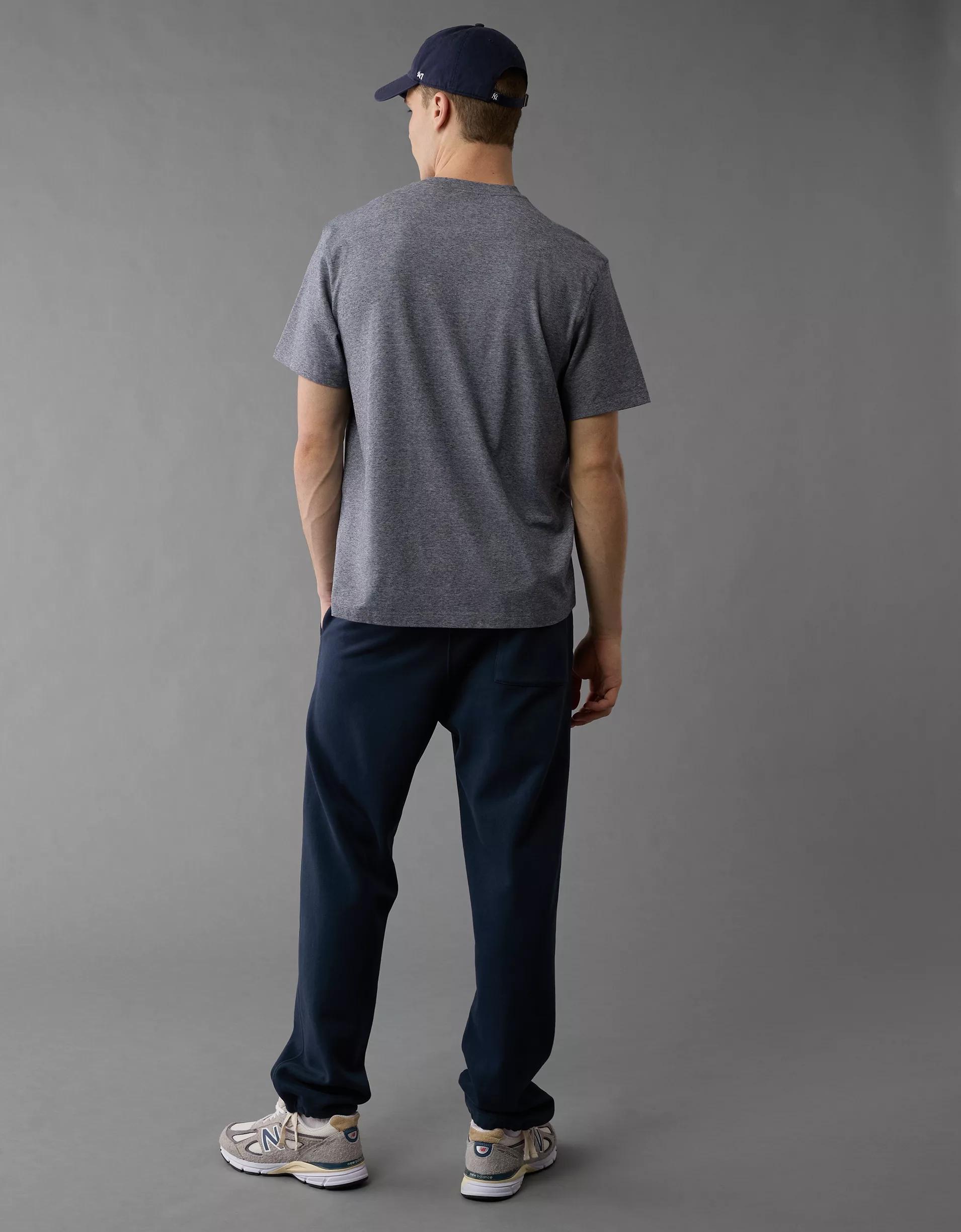 AE 24/7 Club T-Shirt Product Image