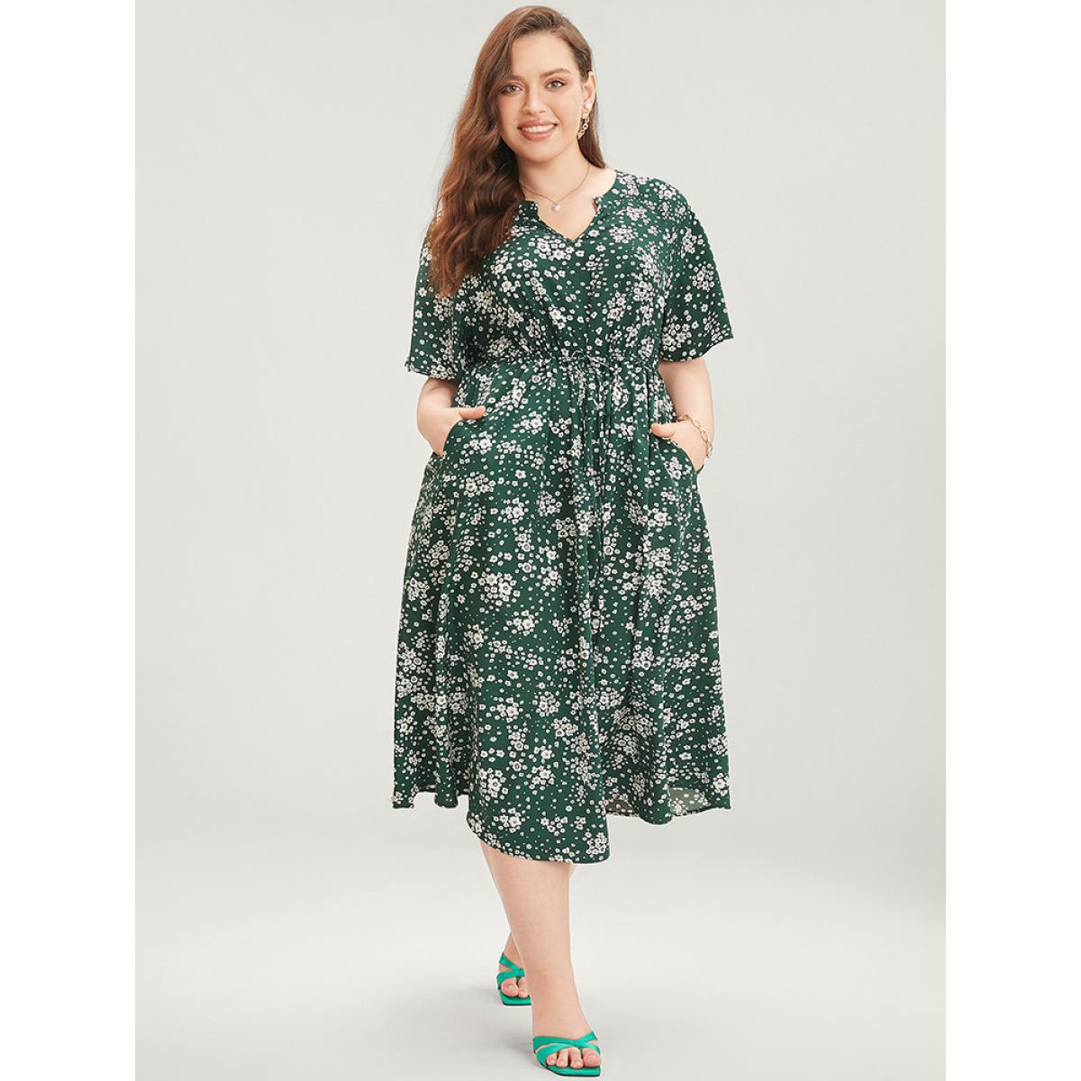 Plus Size Floral Print Raglan Sleeve Pocket Drawstring Ruffles Dress ArmyGreen Women Elegant Drawstring V-neck Short sleeve Curvy Midi Dress BloomChic 28/5X Product Image