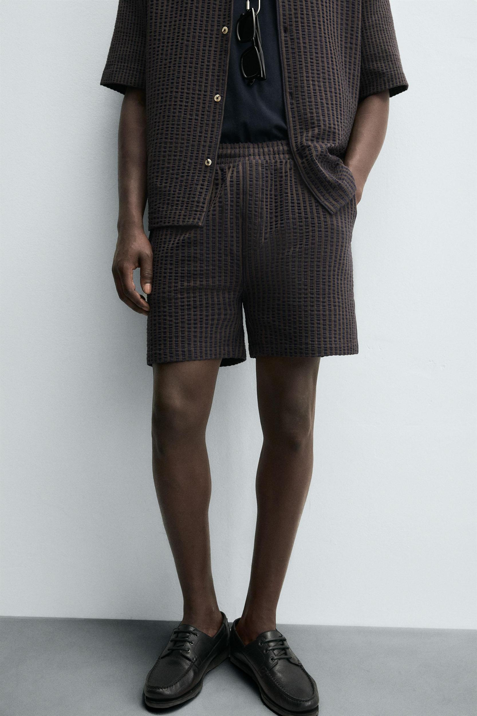 COMFORT STRIPED SEERSUCKER SHORTS Product Image