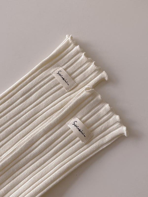 Pleated Wood Ear Lace Socks Product Image