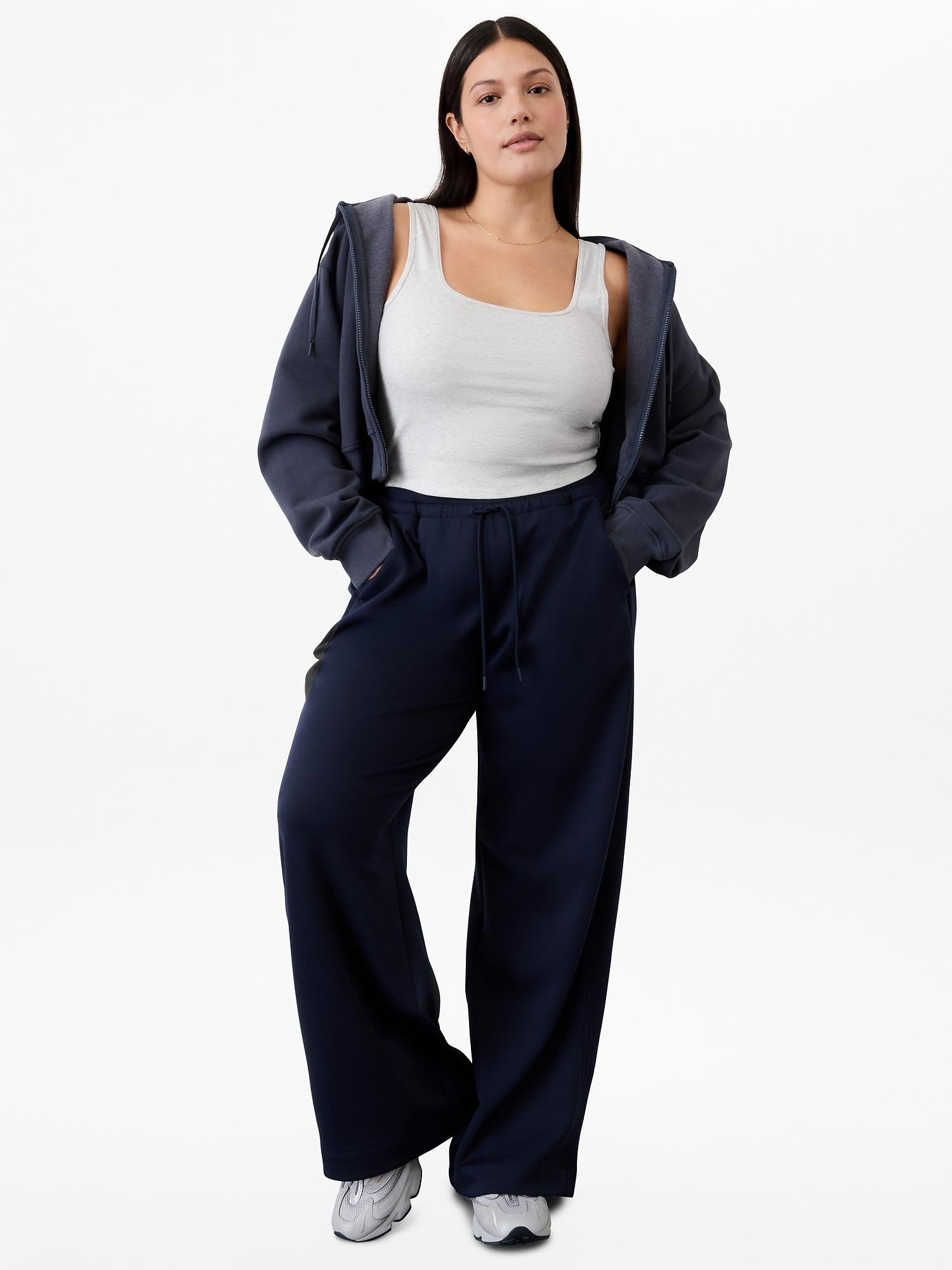 Signature Rib Square Neck Crop Tank Product Image