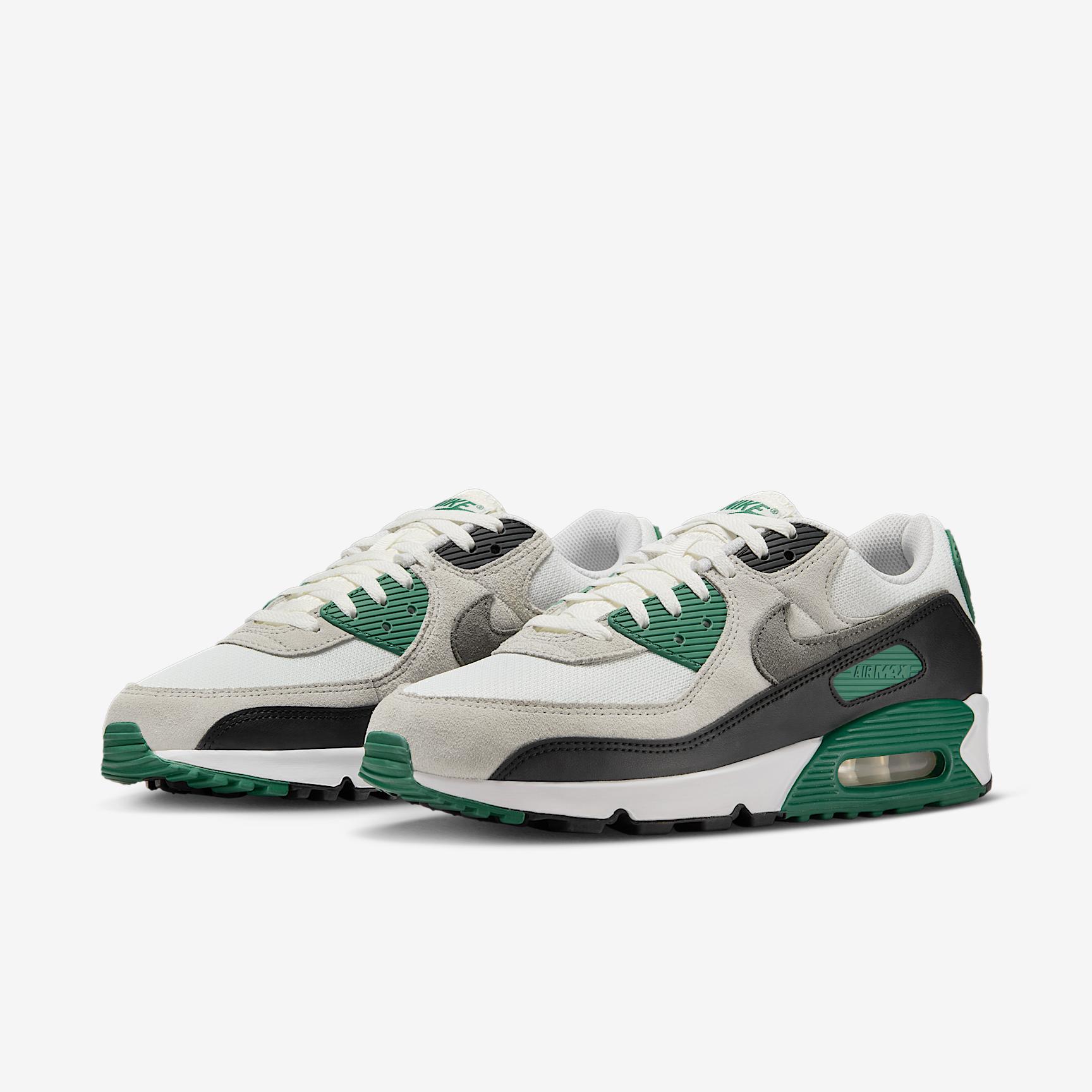 Nike Men's Air Max 90 Shoes Product Image