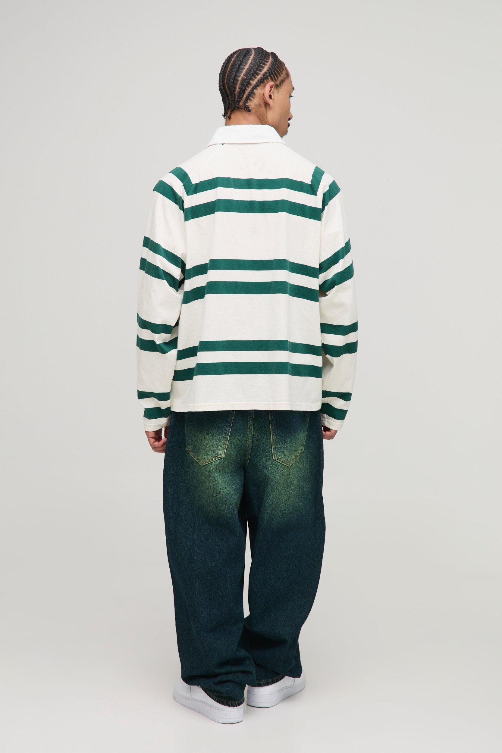 Balloon Fit Ripped Knee Green Tinted Jeans | boohooMAN USA Product Image